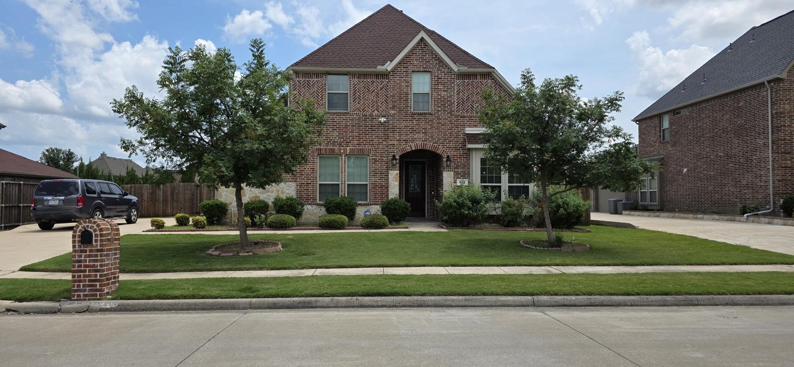 Property photo 01 of 642 Seminole Trail, Murphy, TX 75094 | MLS #21195734