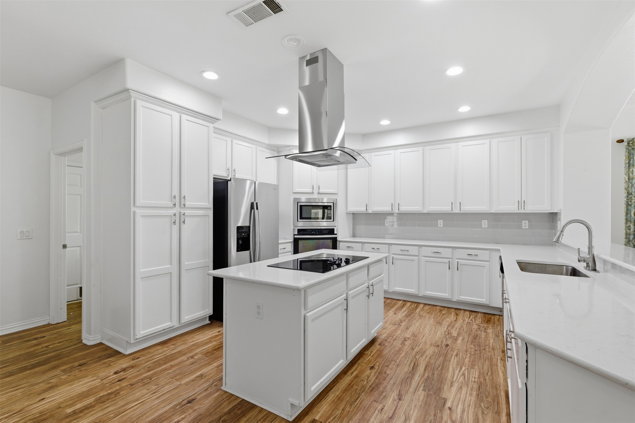 8925 Crestview Drive, Denton, TX, 76207