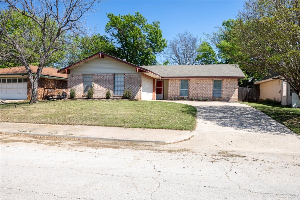 5424 Prince Drive, Lake Dallas, TX, 75065