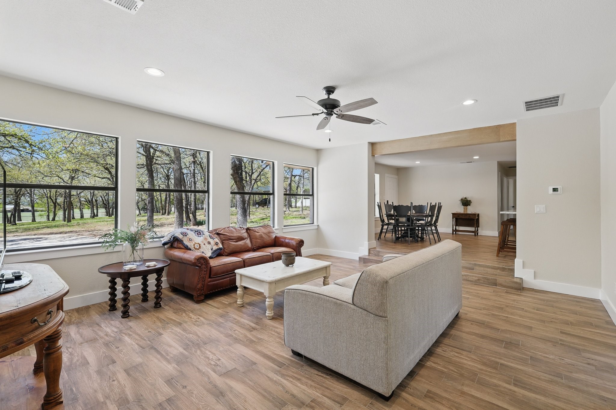 2446 Neely Trail, Valley View, TX, 76272