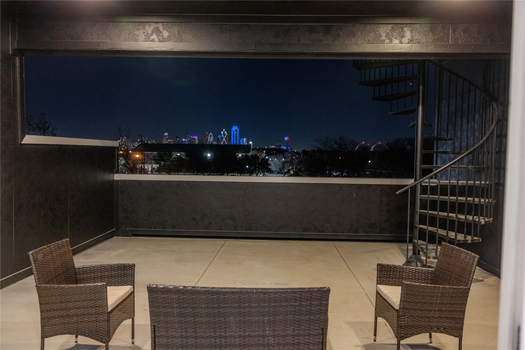 2802 Guymon Street, Dallas, TX, 75212