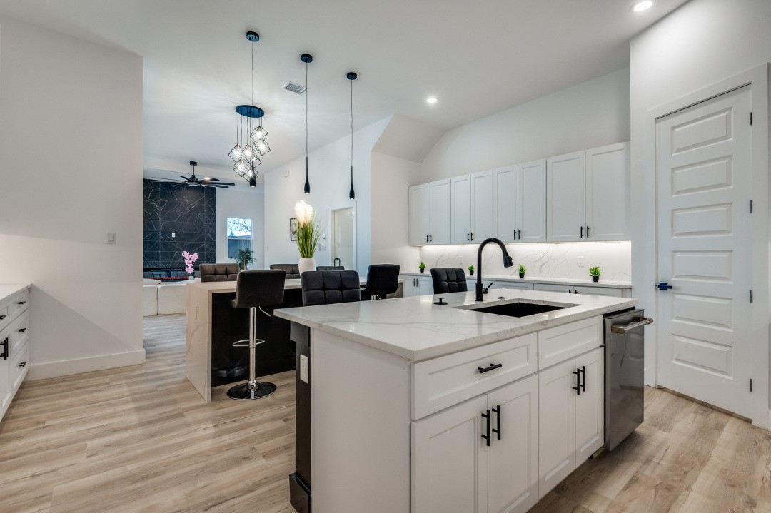 2802 Guymon Street, Dallas, TX, 75212