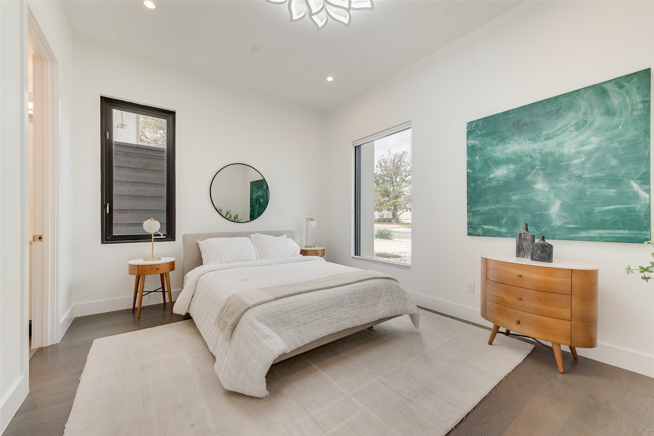 Property photo 04 of 6420 Kenwood Avenue, Dallas, TX 75214 | MLS #21196448