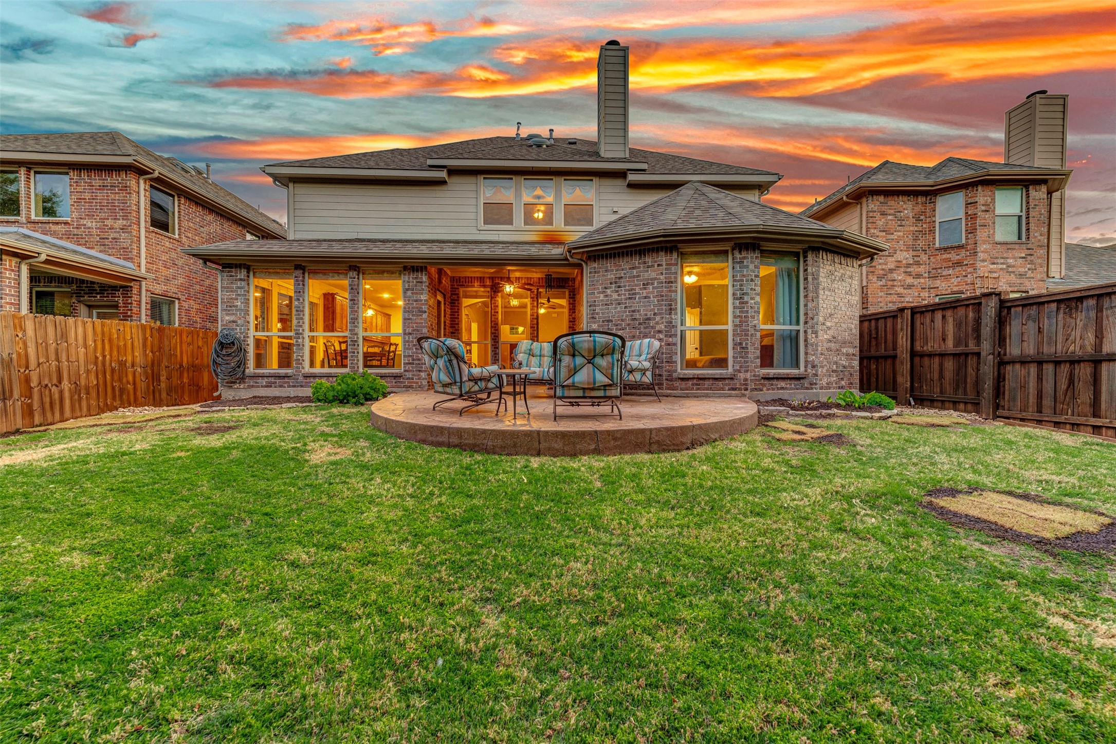 Property photo 03 of 10624 Leesa Drive, Mckinney, TX 75072 | MLS #21196658