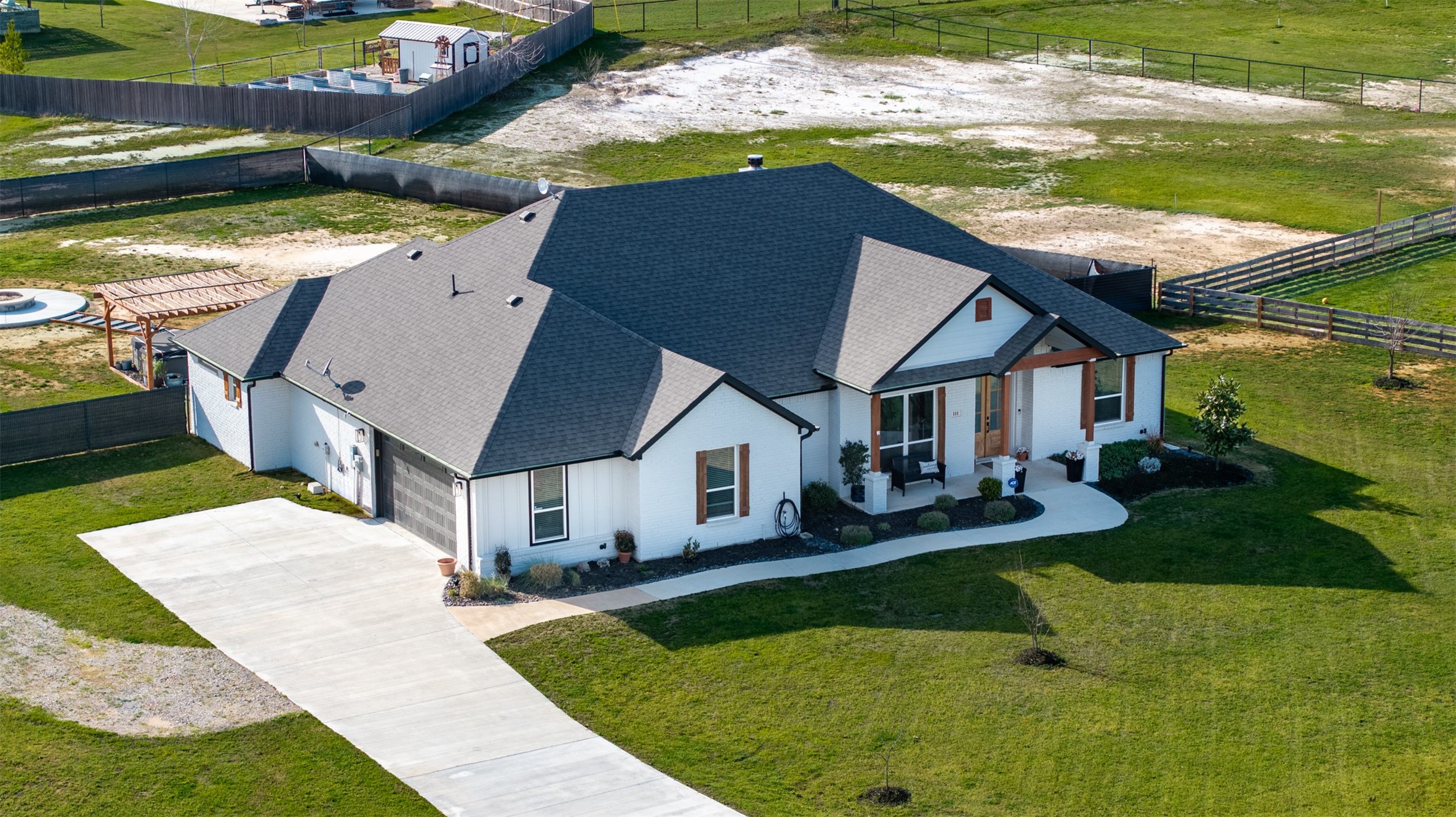 111 Bluegrass Trail, Springtown, TX, 76082