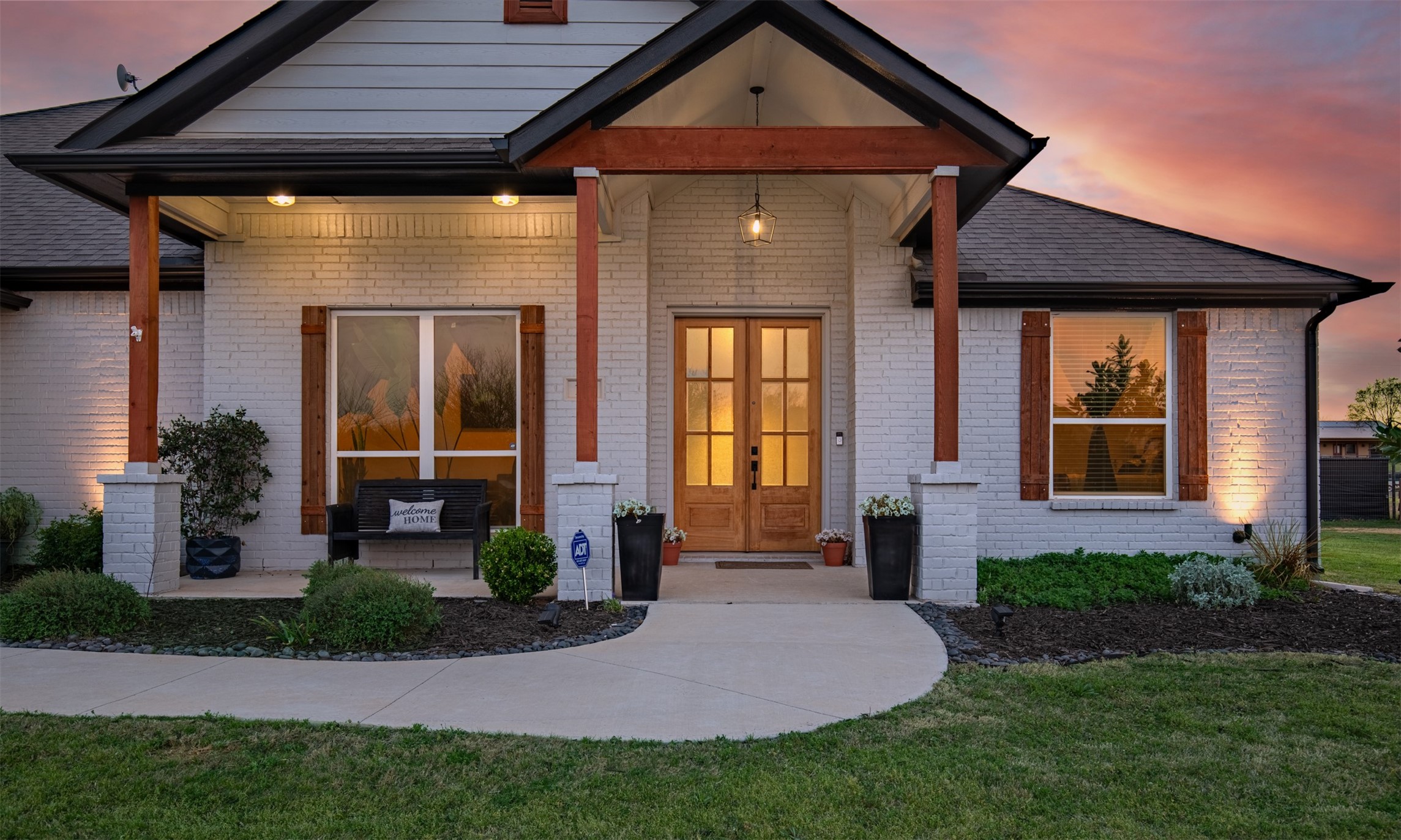 111 Bluegrass Trail, Springtown, TX, 76082