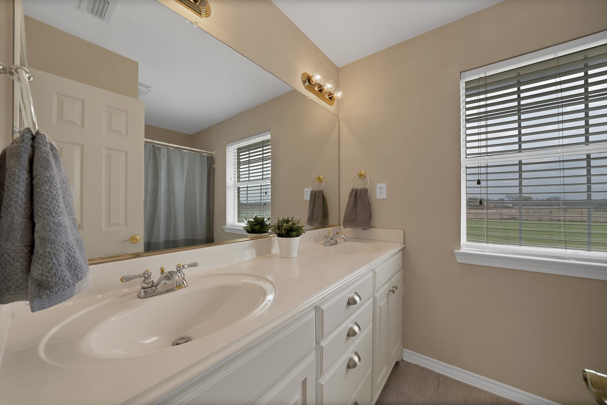 11692 Foutch Road, Pilot Point, TX, 76258