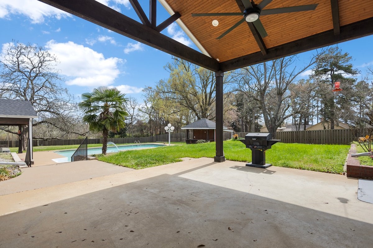 1609 Old Nacogdoches Road, Henderson, TX, 75654