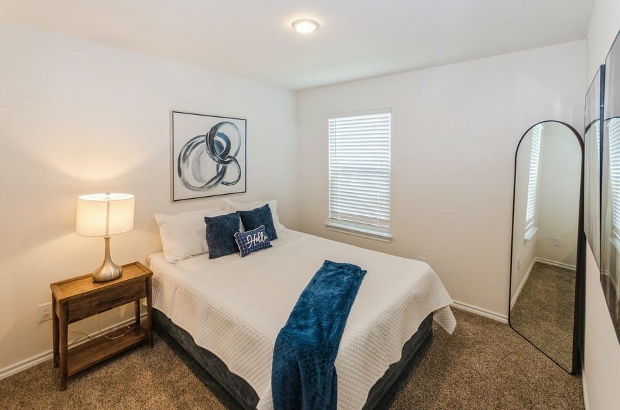 822 Amelia Court, Pilot Point, TX, 76258