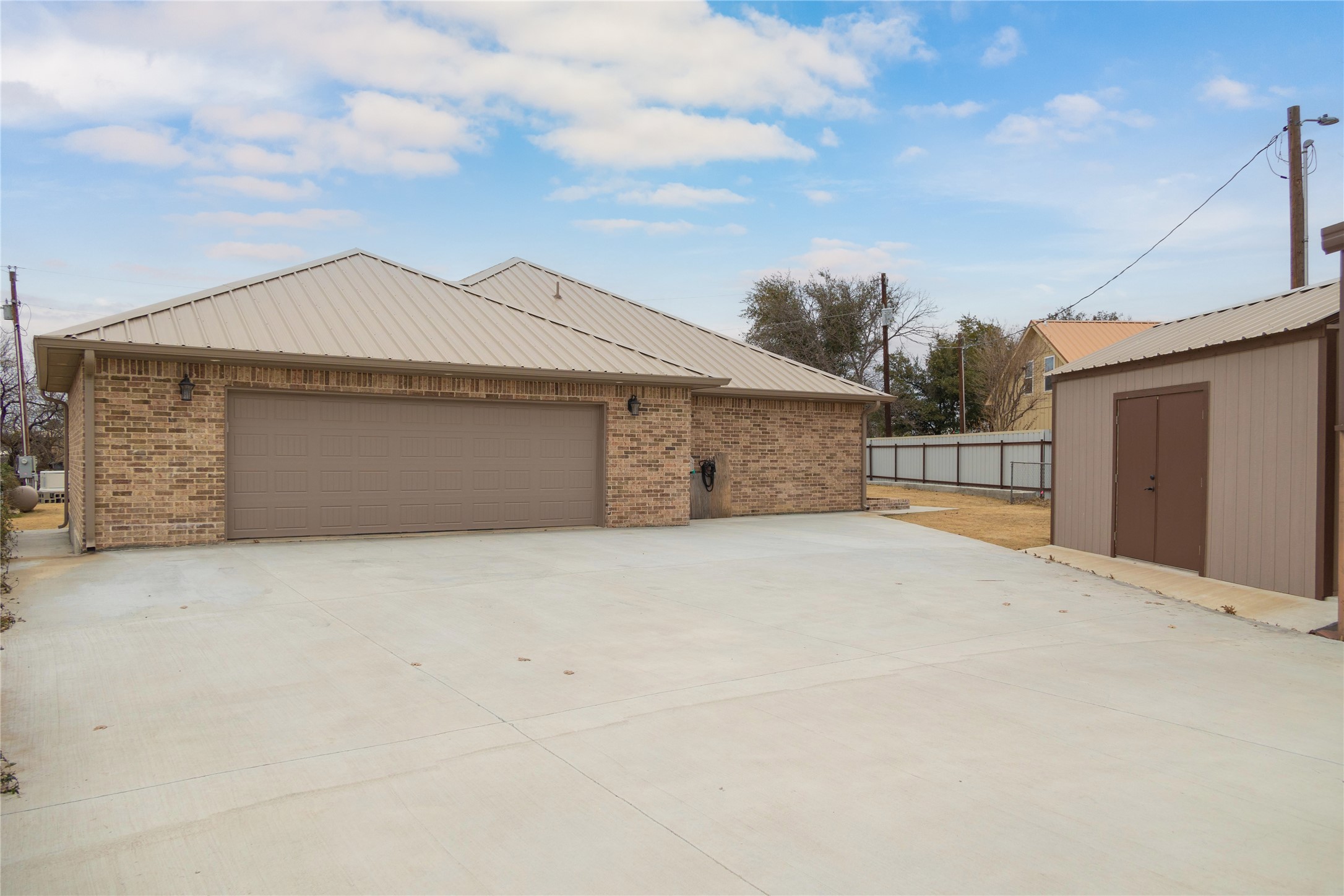241 E Circle Drive, Coleman, TX, 76834