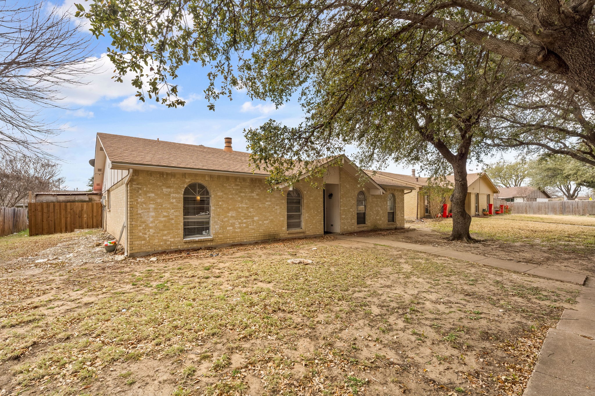2918 Pinewood Drive, Garland, TX, 75044