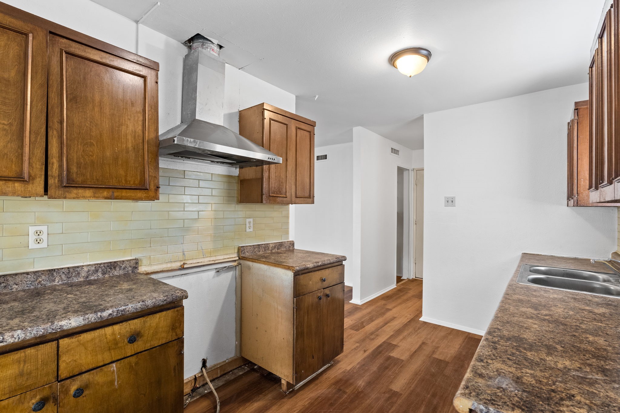 2918 Pinewood Drive, Garland, TX, 75044