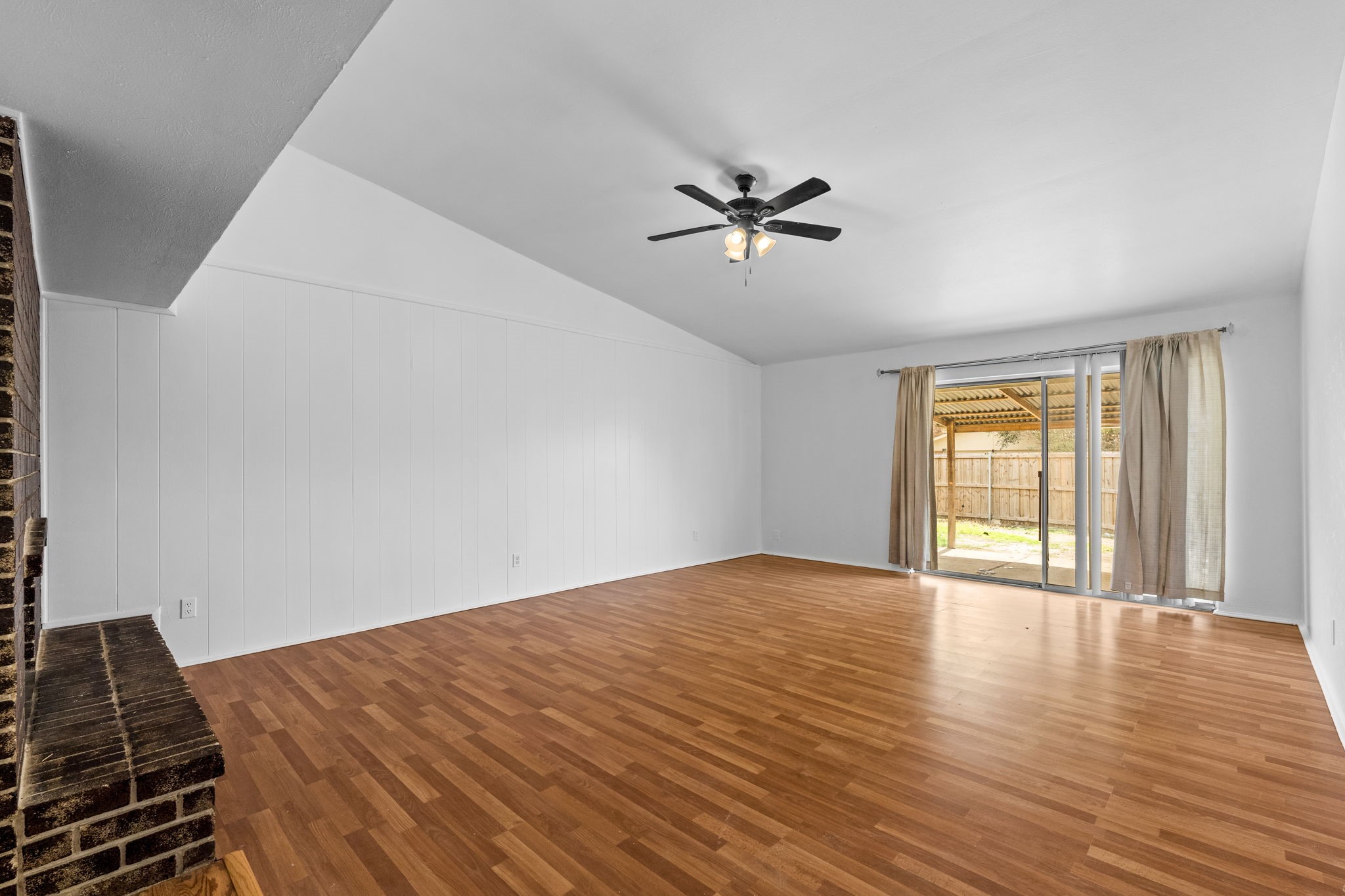 2918 Pinewood Drive, Garland, TX, 75044