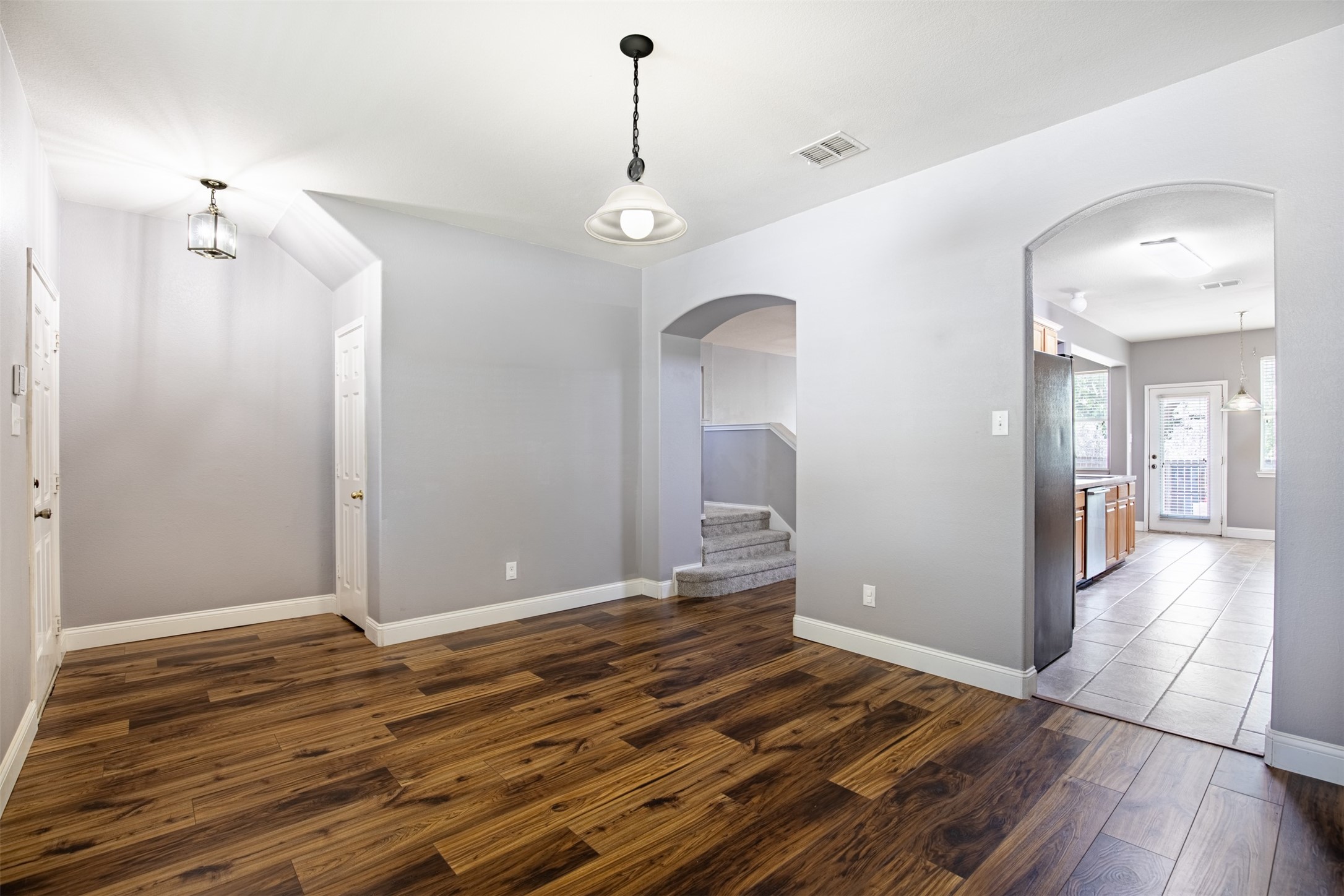 917 Warbler, Aubrey, TX, 76227