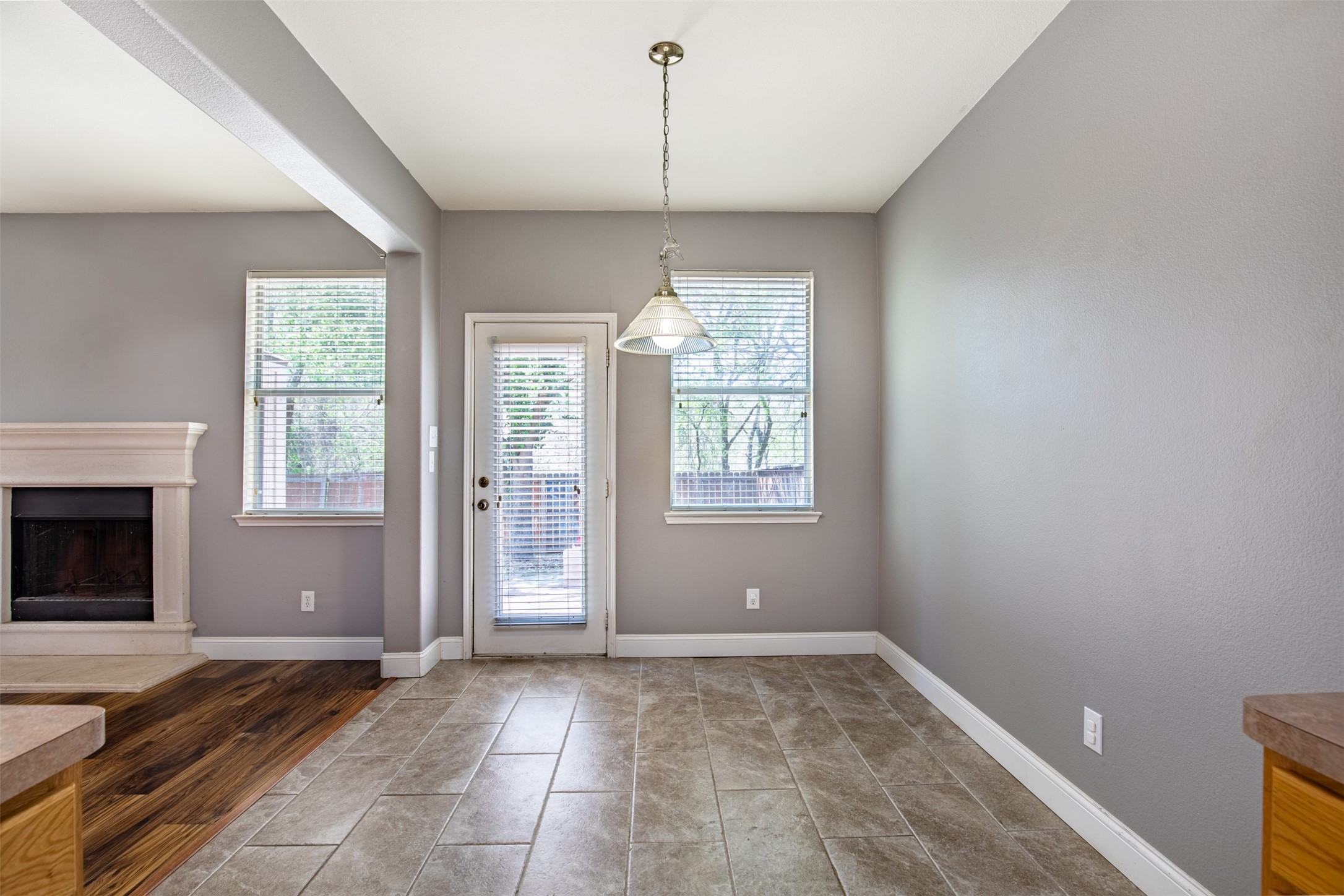 917 Warbler, Aubrey, TX, 76227