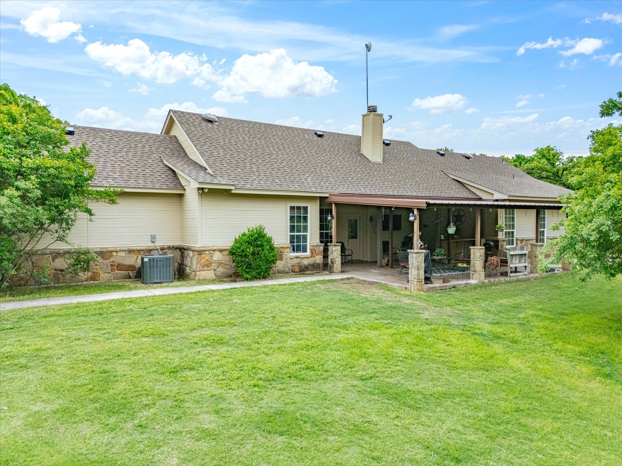 426 County Road 3435, Paradise, TX, 76073