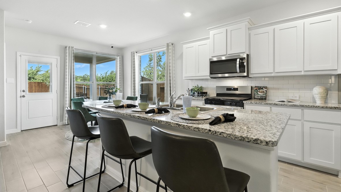 612 HARVEY Street, Grandview, TX, 76050