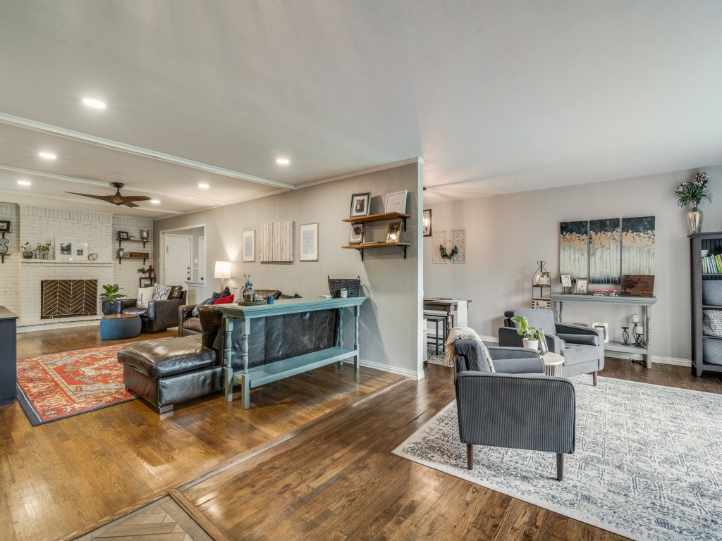 2505 Fenestra Drive, Dallas, TX, 75228