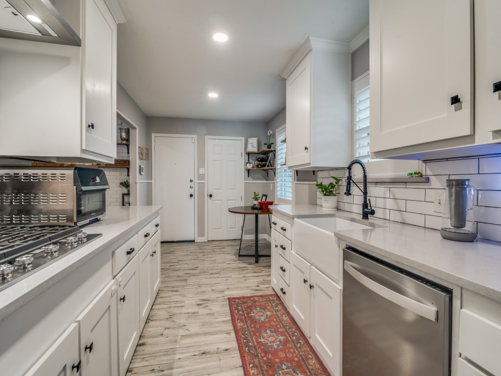 2505 Fenestra Drive, Dallas, TX, 75228