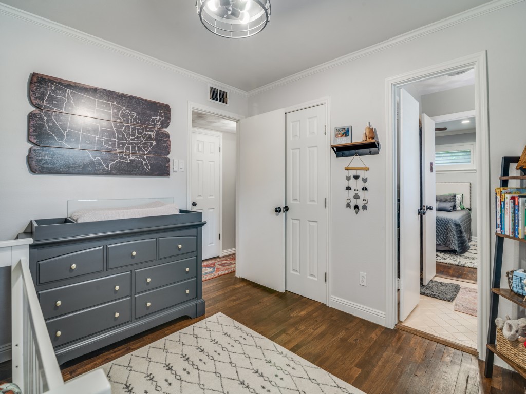 2505 Fenestra Drive, Dallas, TX, 75228