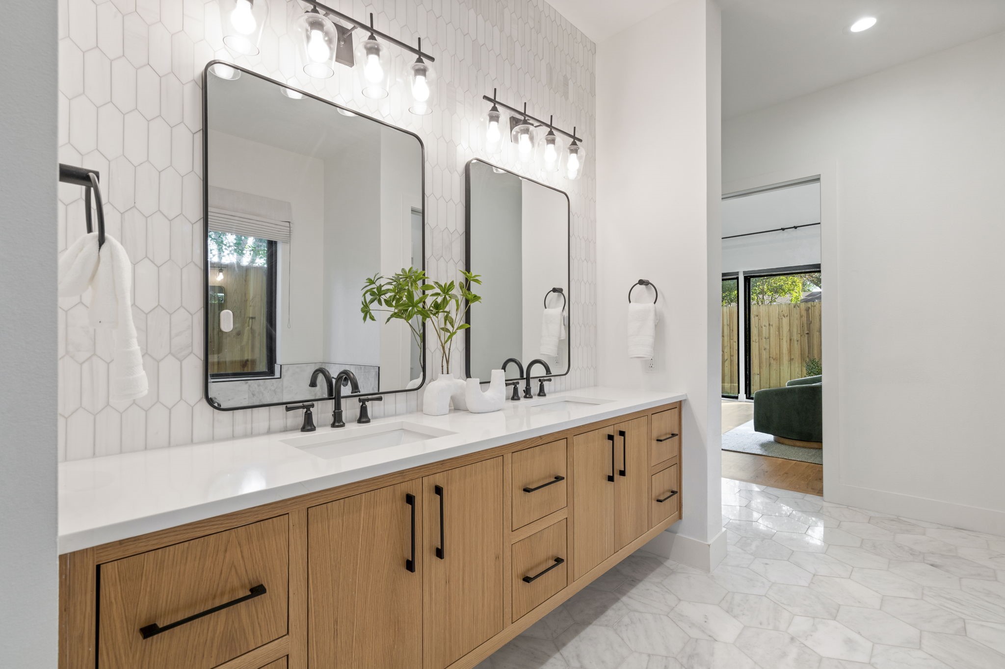 6008 Kenwood Avenue, Dallas, TX, 75206