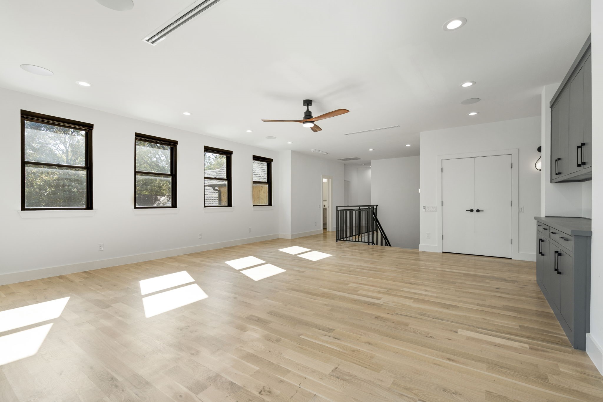 6008 Kenwood Avenue, Dallas, TX, 75206