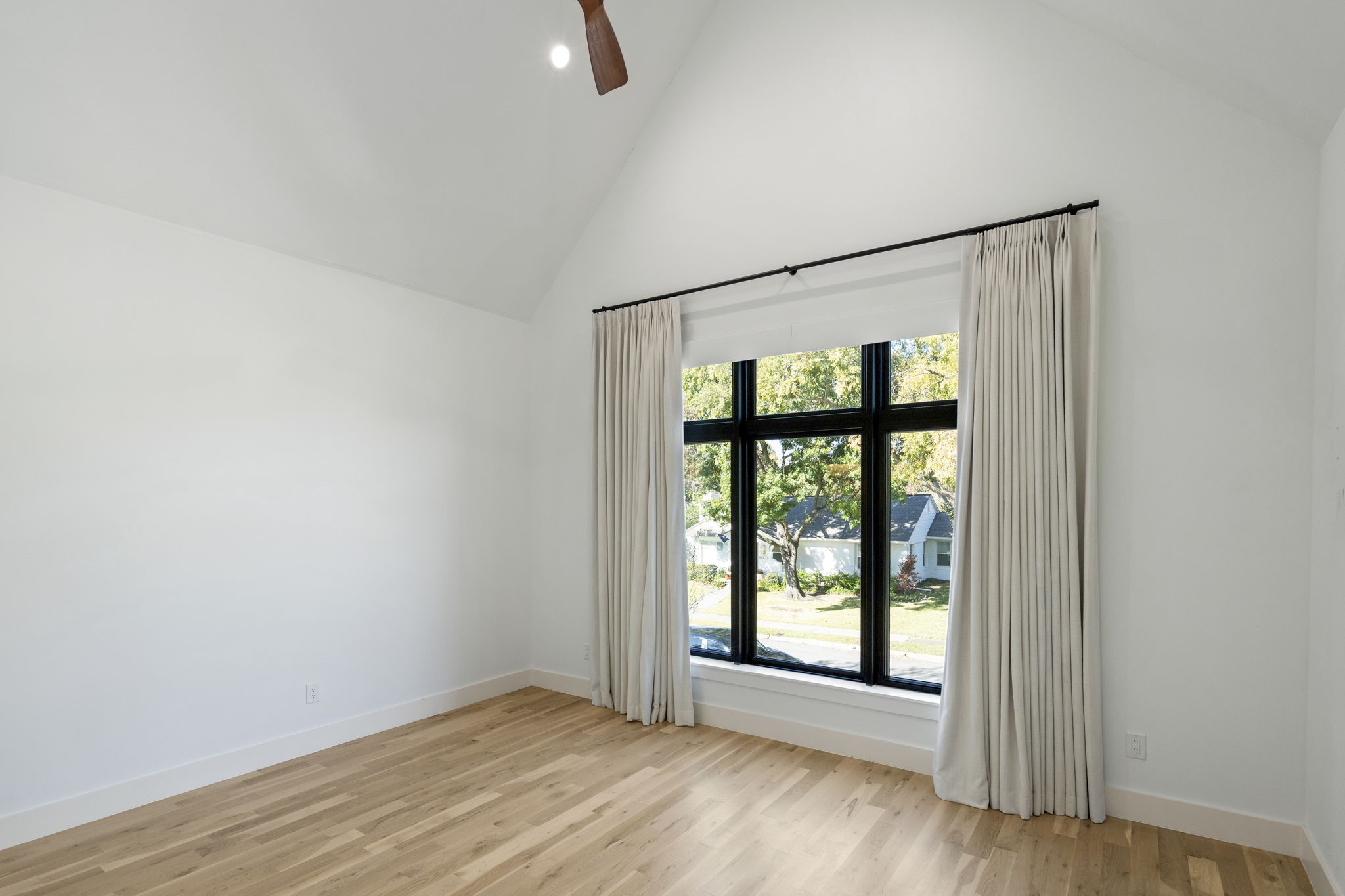 6008 Kenwood Avenue, Dallas, TX, 75206