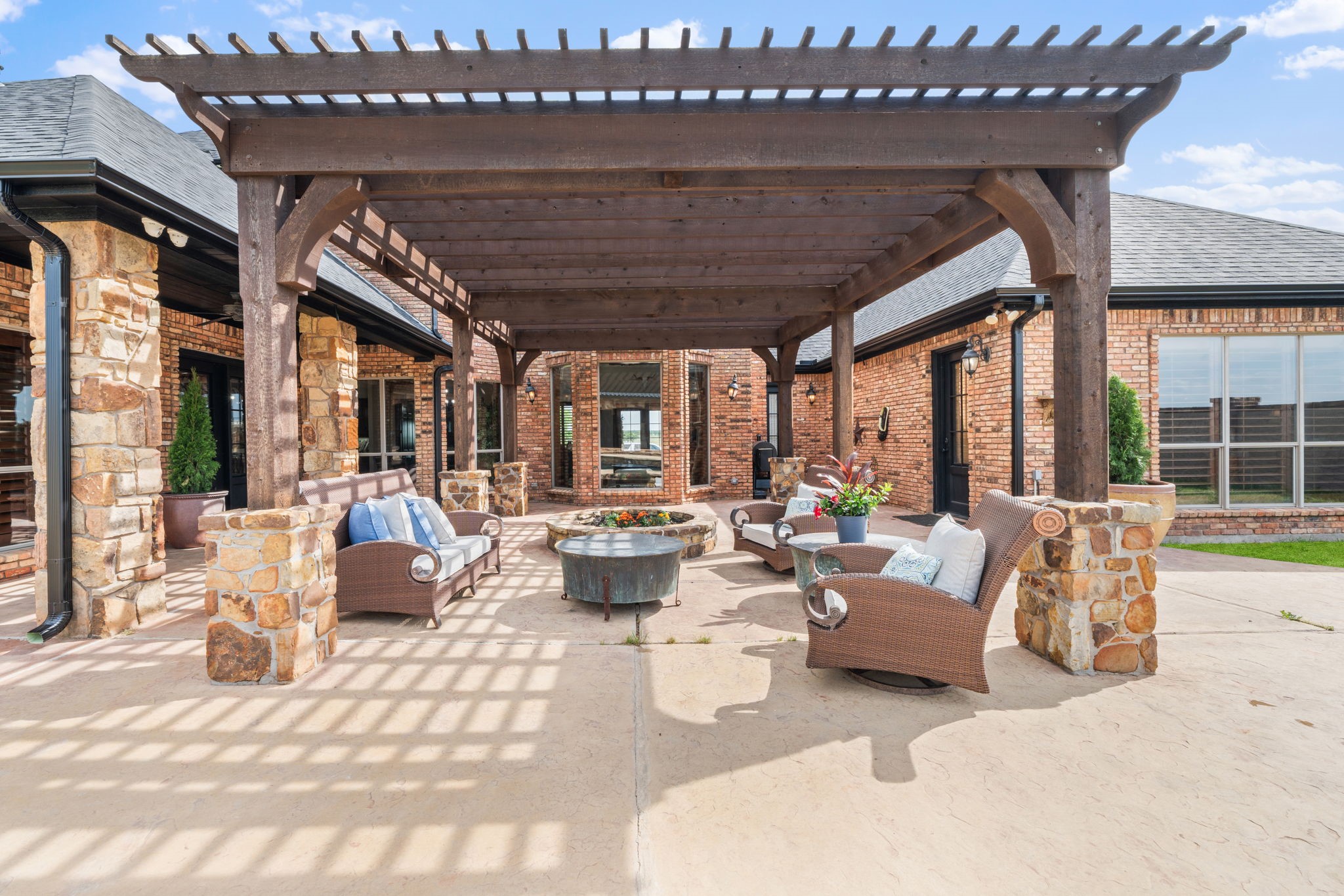 2454 380 W State Highway, Jacksboro, TX, 76458