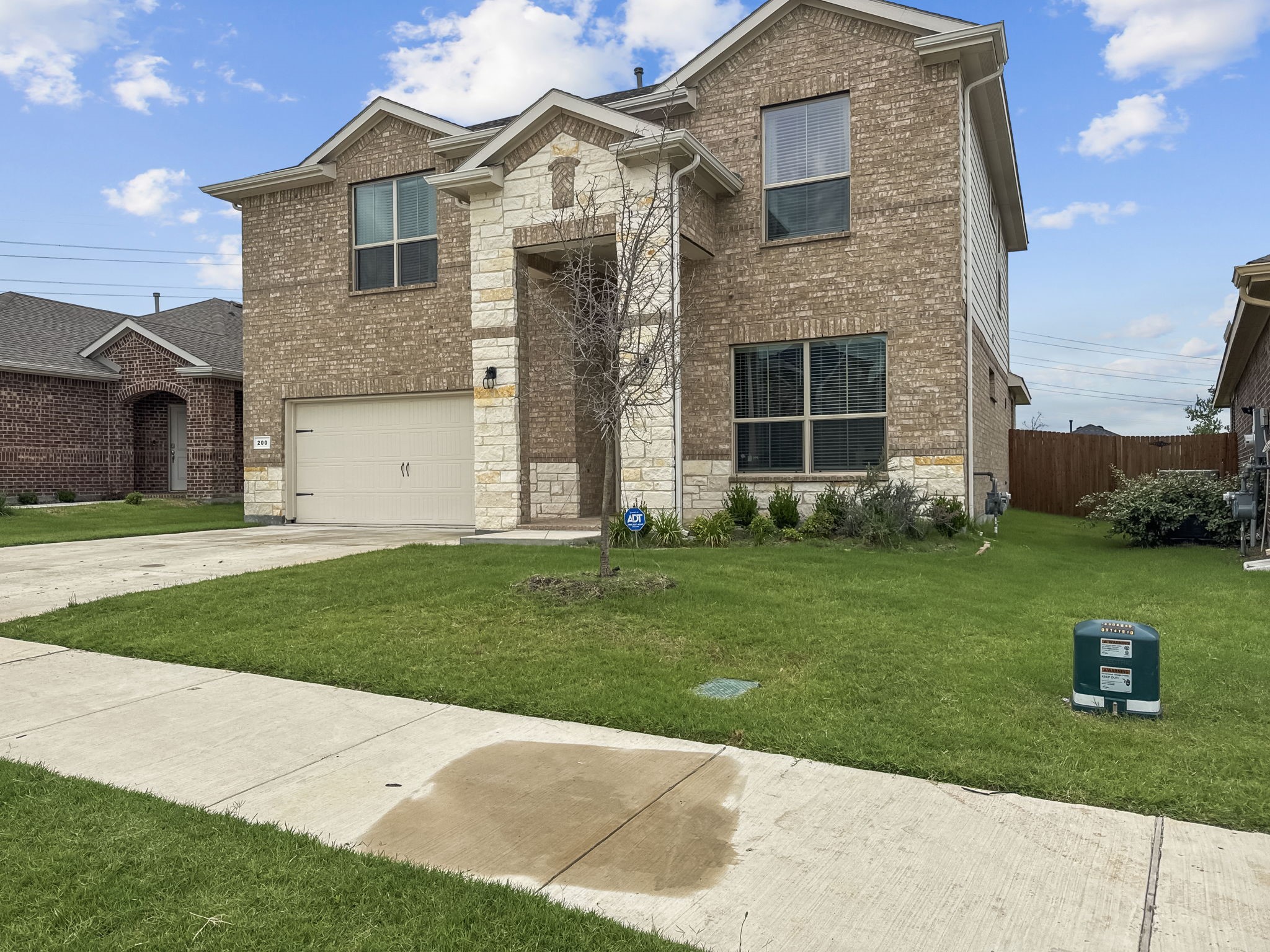 200 Tanager Drive, Rhome, TX, 76078