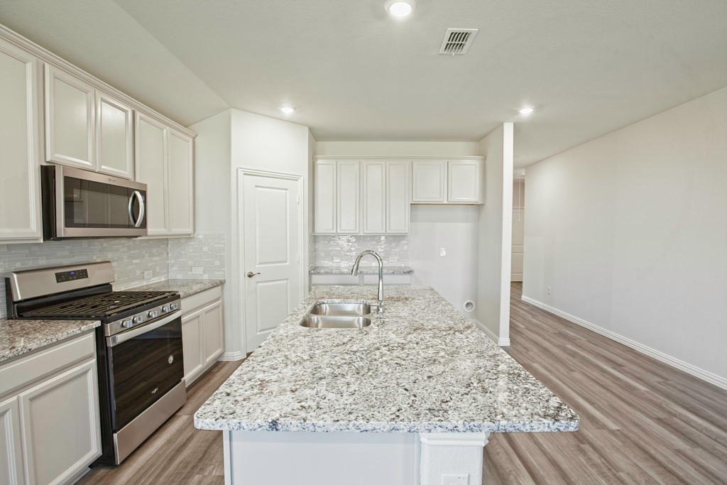 625 Hidden Cove Drive, Princeton, TX, 75407