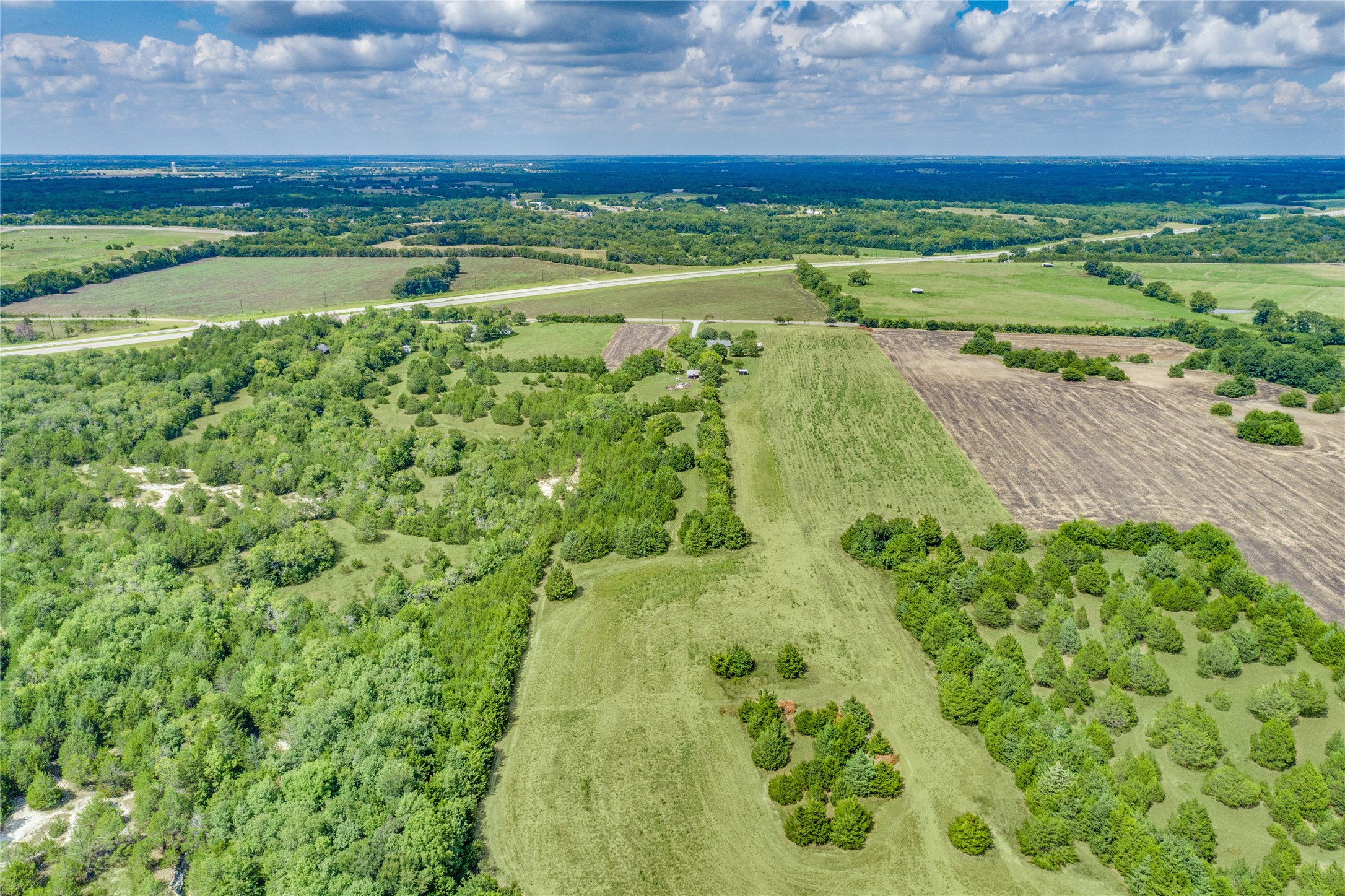 Property photo 03 of 8428 County Road 527, Anna, TX 75409 | MLS #21198556