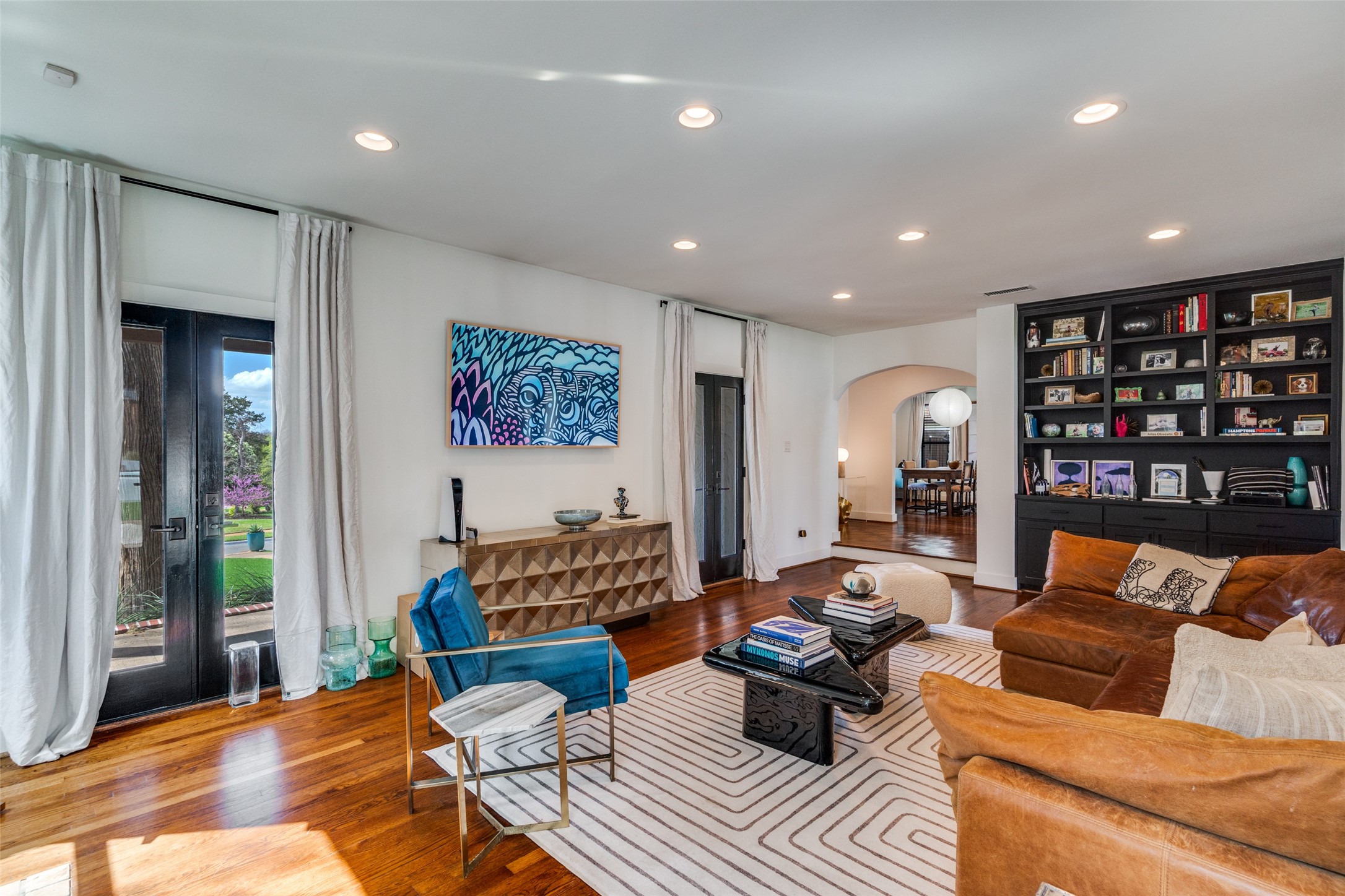 1126 Lausanne Avenue, Dallas, TX, 75208