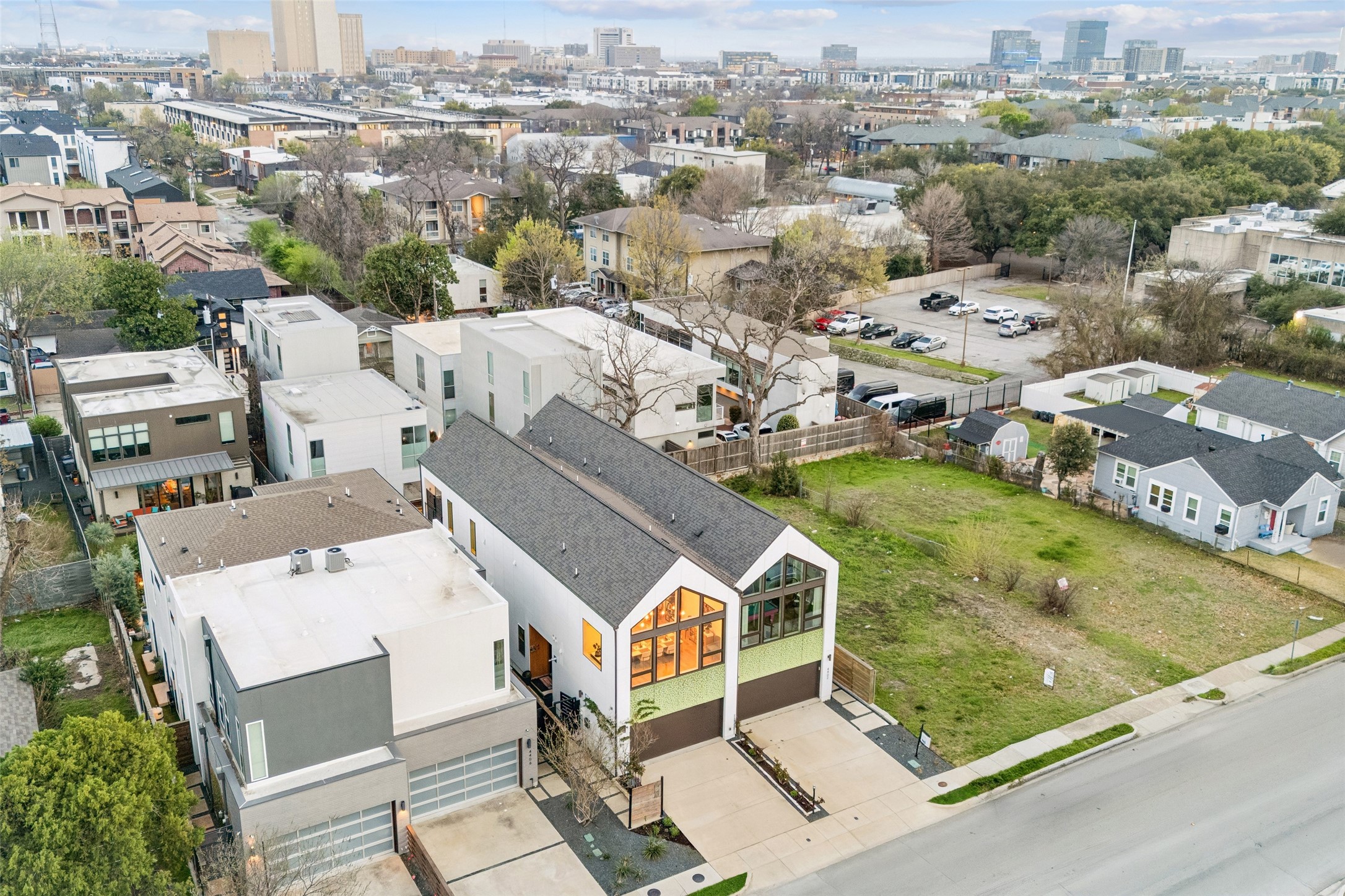 4404 Capitol Avenue, Dallas, TX, 75204