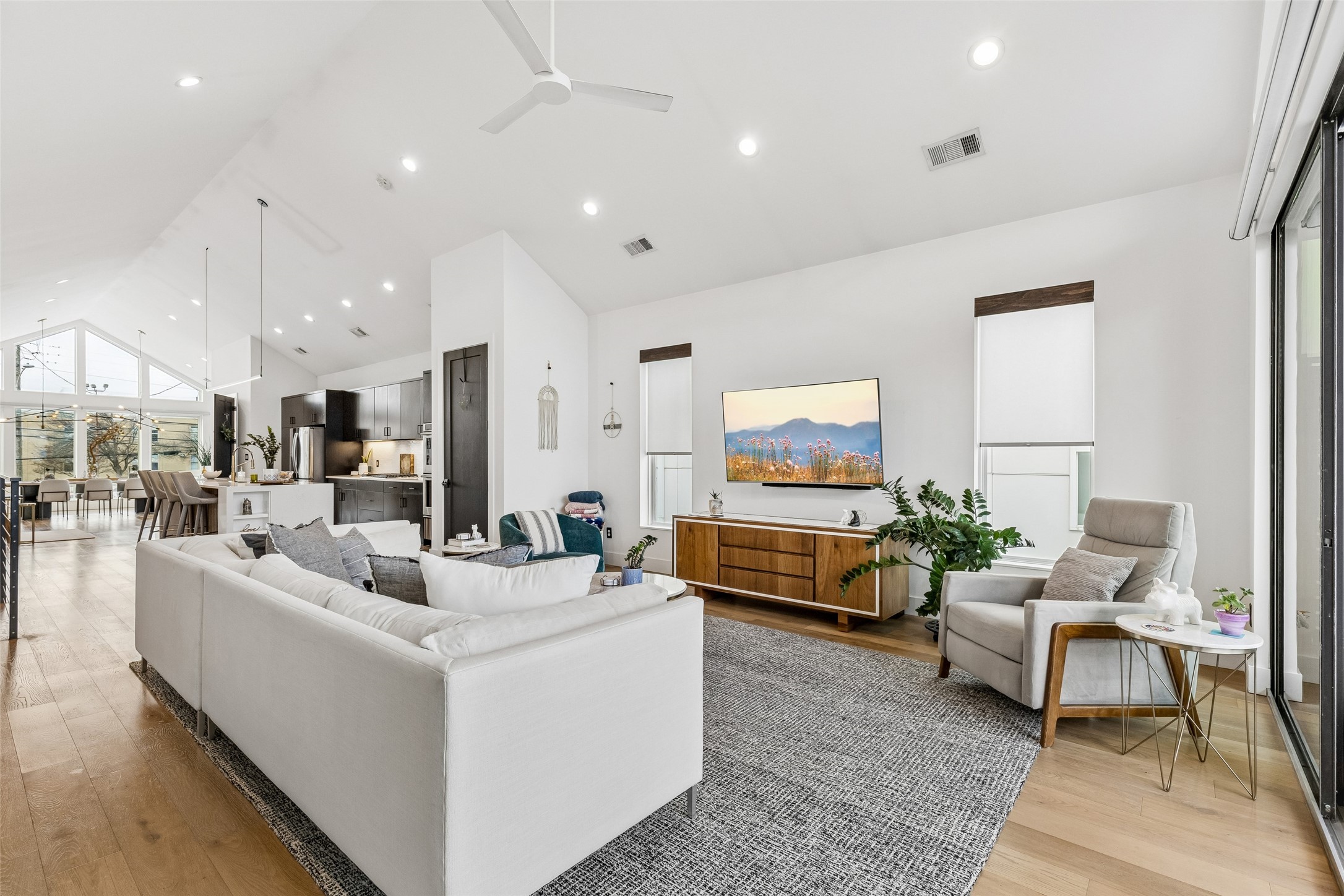 4404 Capitol Avenue, Dallas, TX, 75204