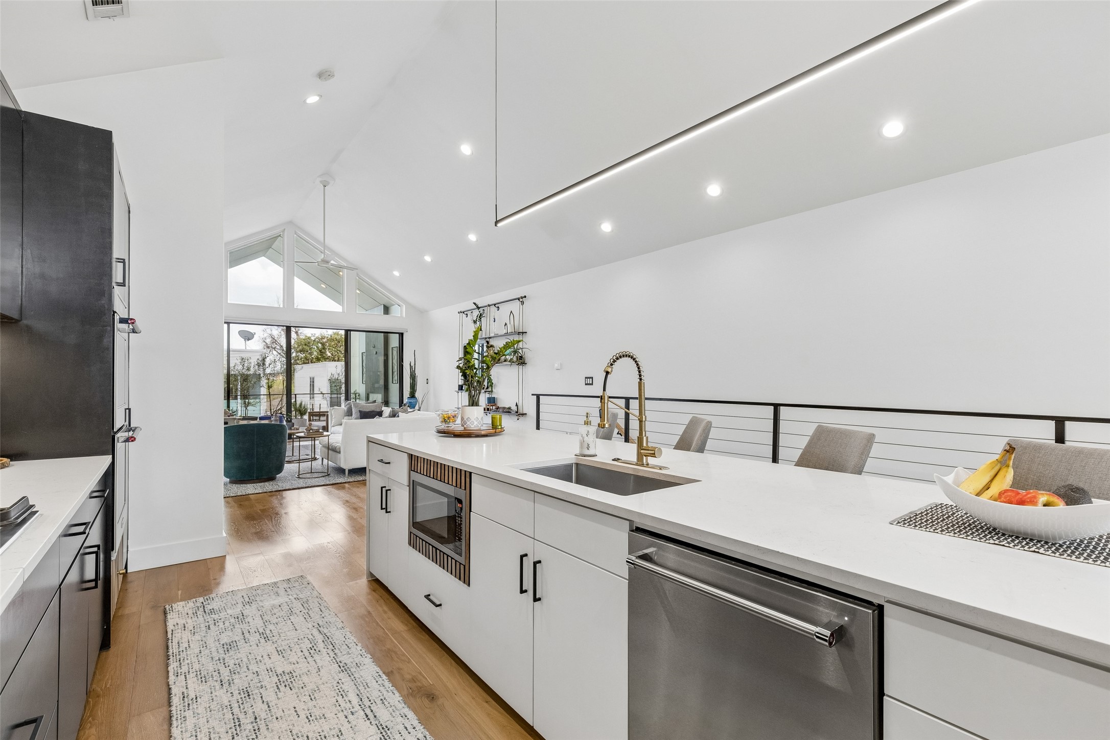4404 Capitol Avenue, Dallas, TX, 75204