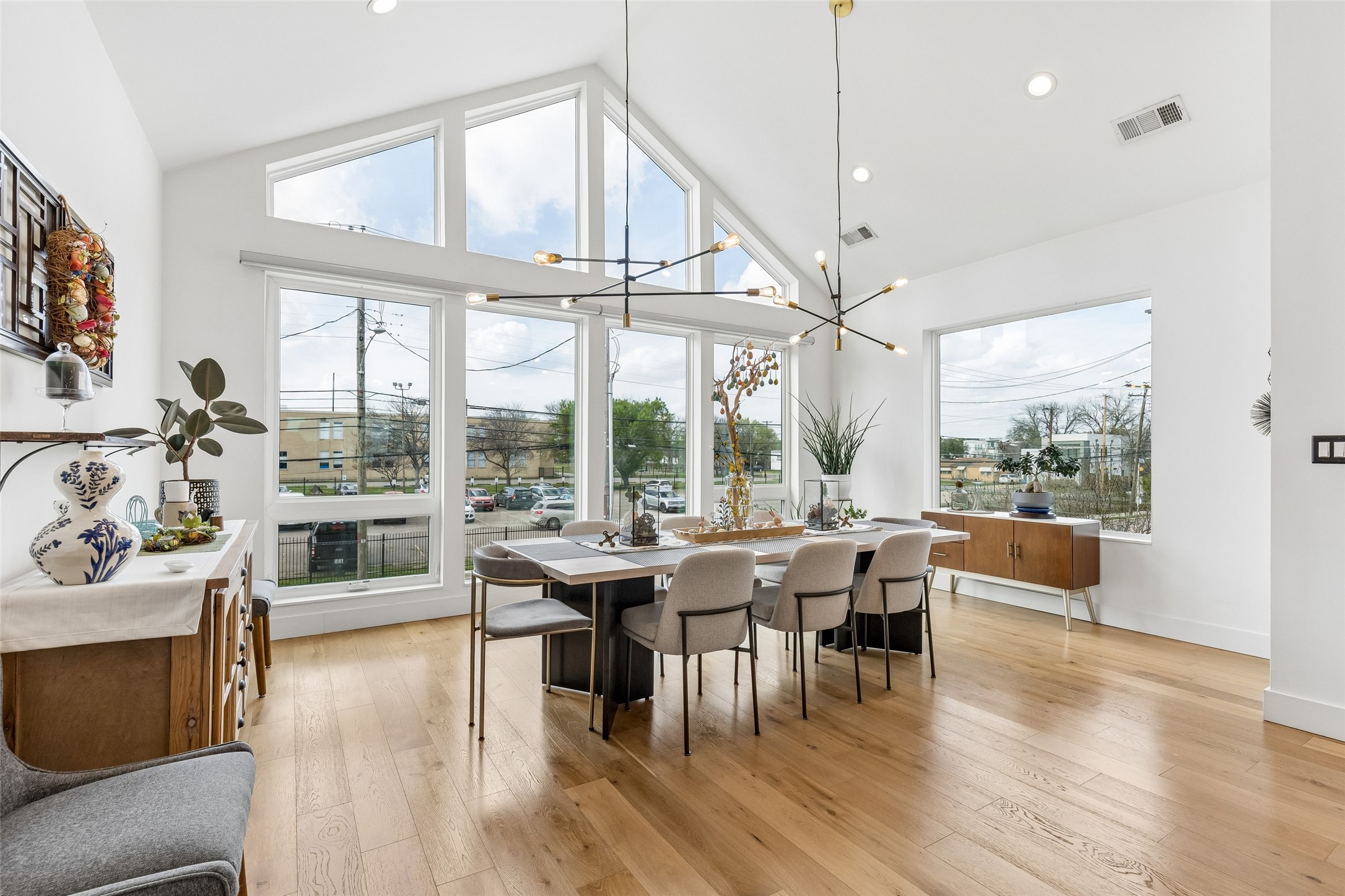 4404 Capitol Avenue, Dallas, TX, 75204