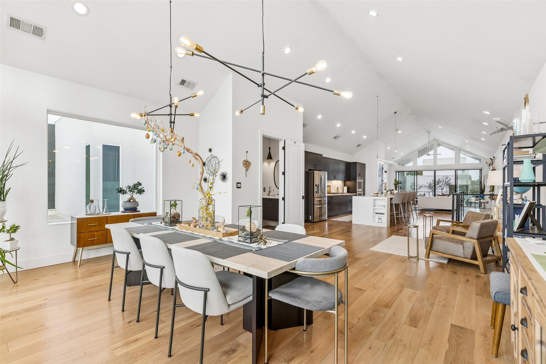 4404 Capitol Avenue, Dallas, TX, 75204