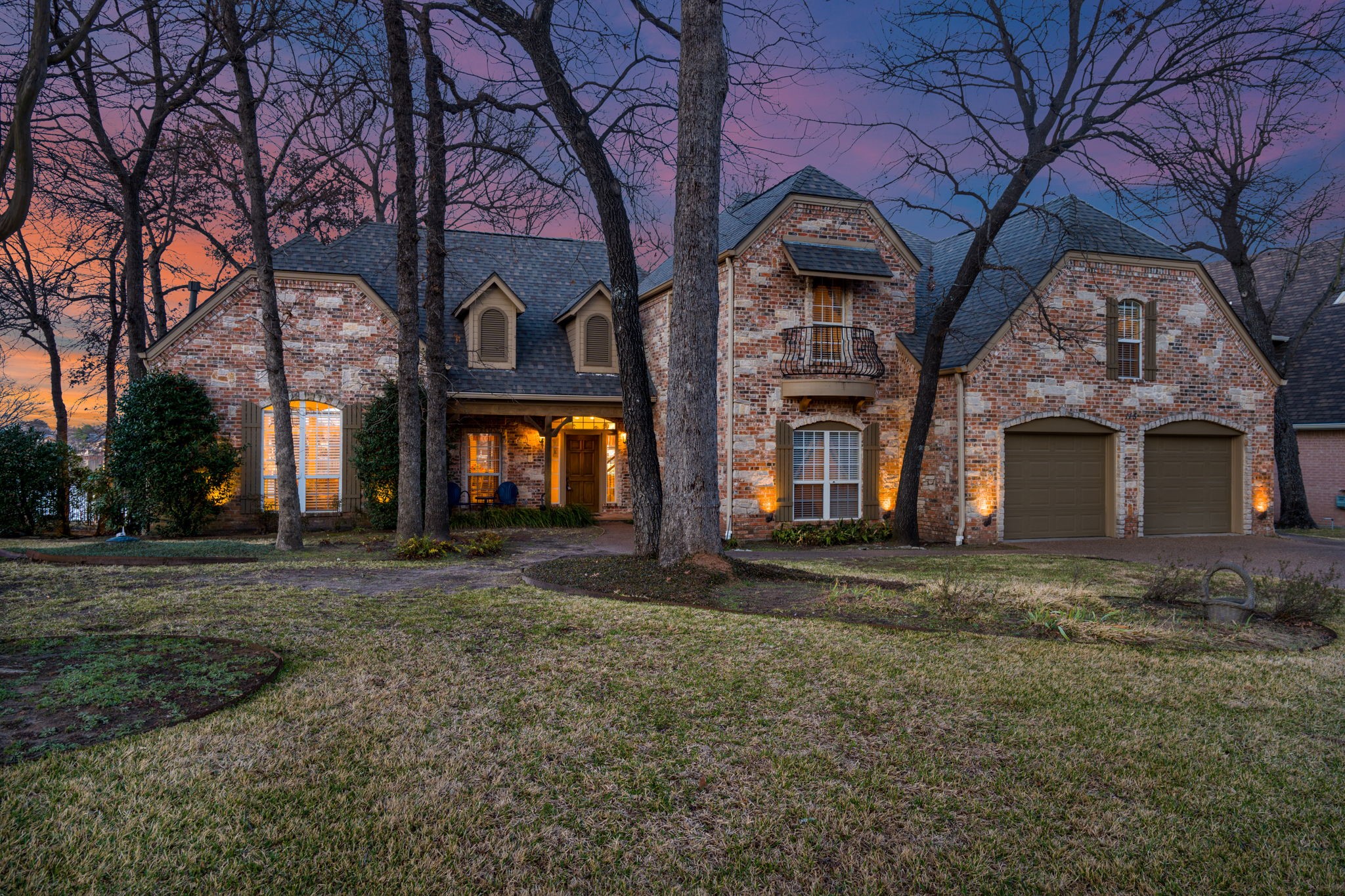 Property photo 02 of 115 Hilton Head Island Drive, Mabank, TX 75156 | MLS #21198652