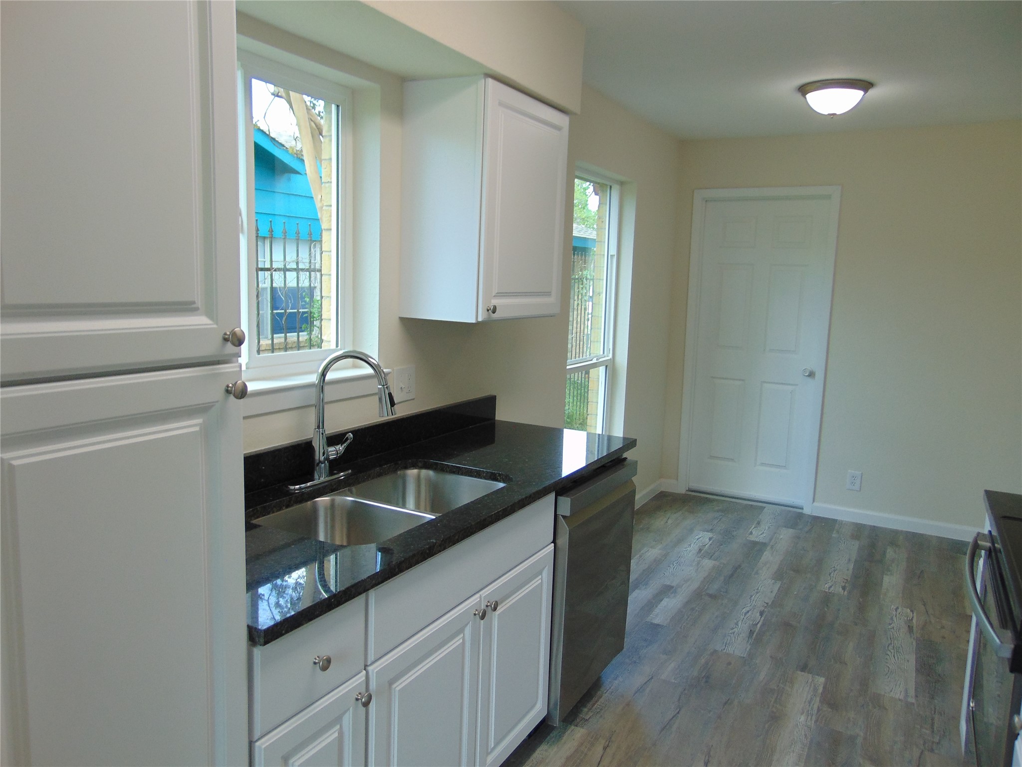 9912 Bluffcreek Drive, Dallas, TX, 75227