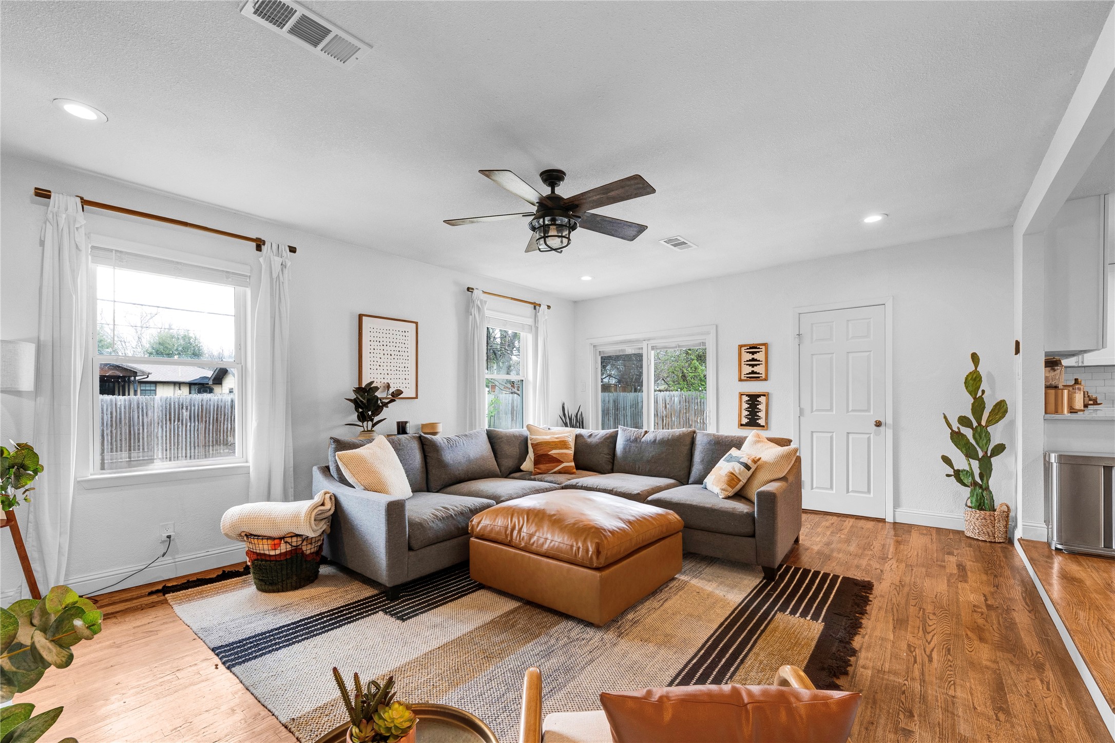 2031 Housley Drive, Dallas, TX, 75228