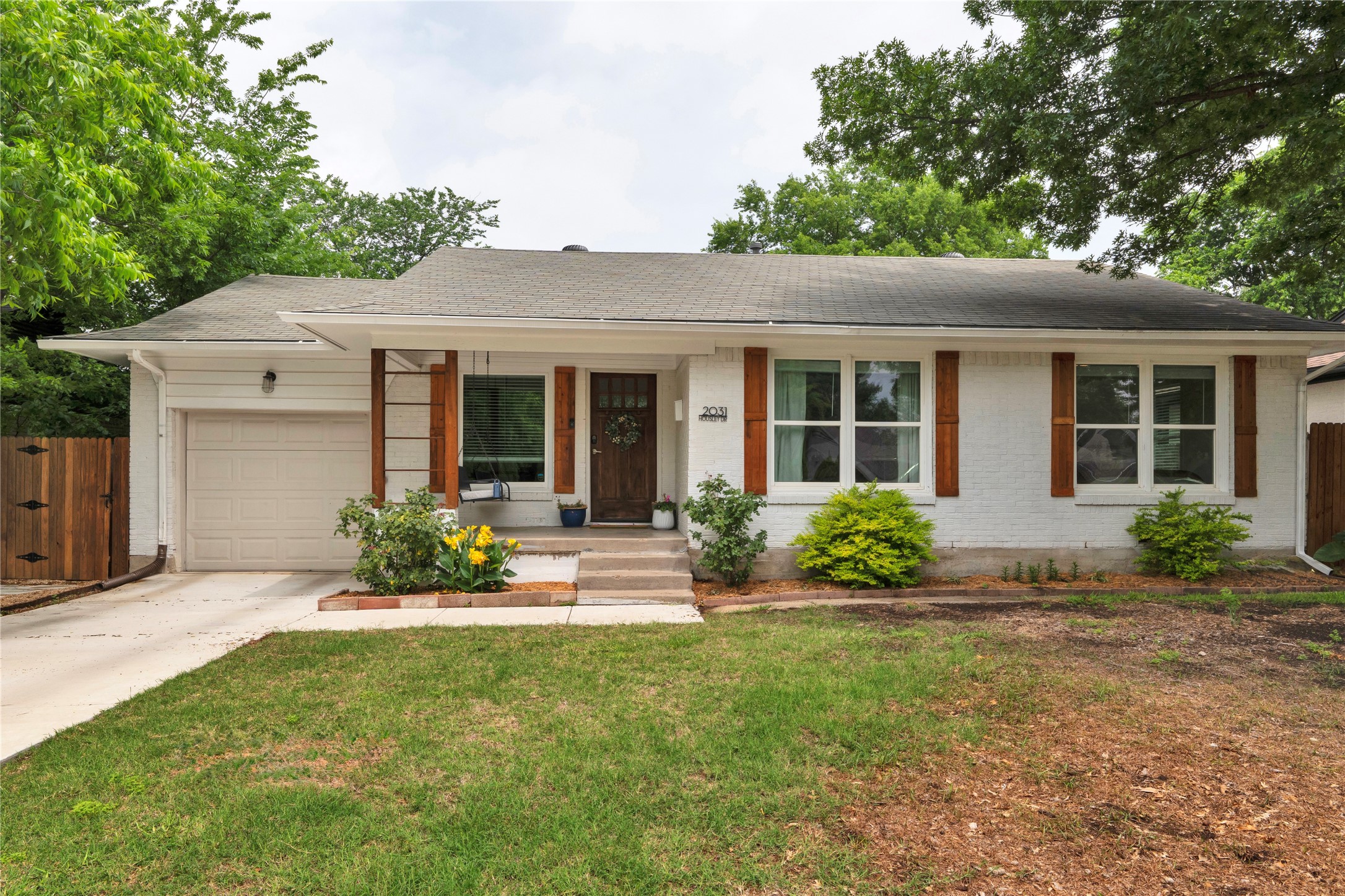 2031 Housley Drive, Dallas, TX, 75228