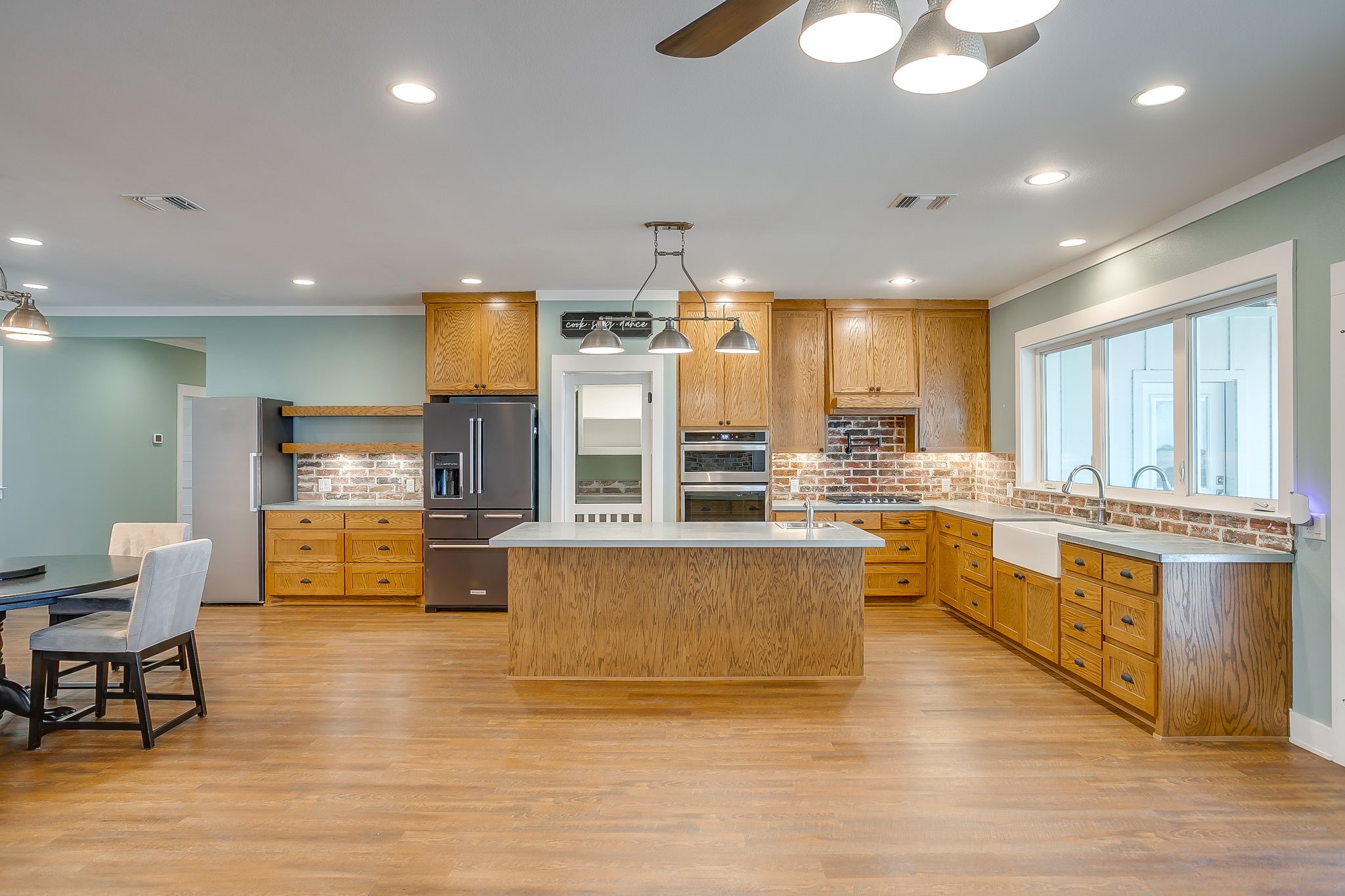 375 J B Vandiver Loop, Moody, TX, 76557