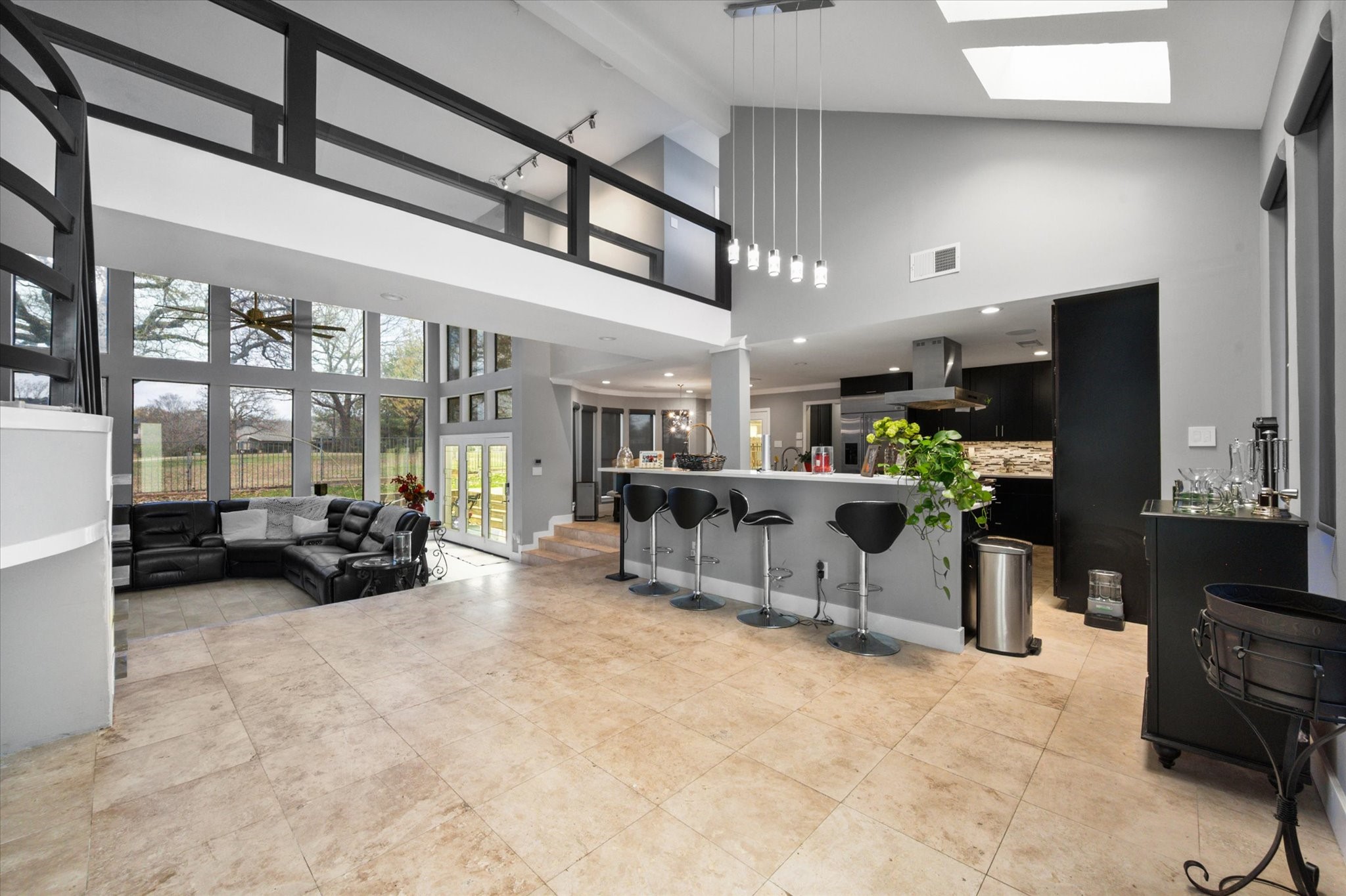 811 Turnberry Drive, Mansfield, TX, 76063