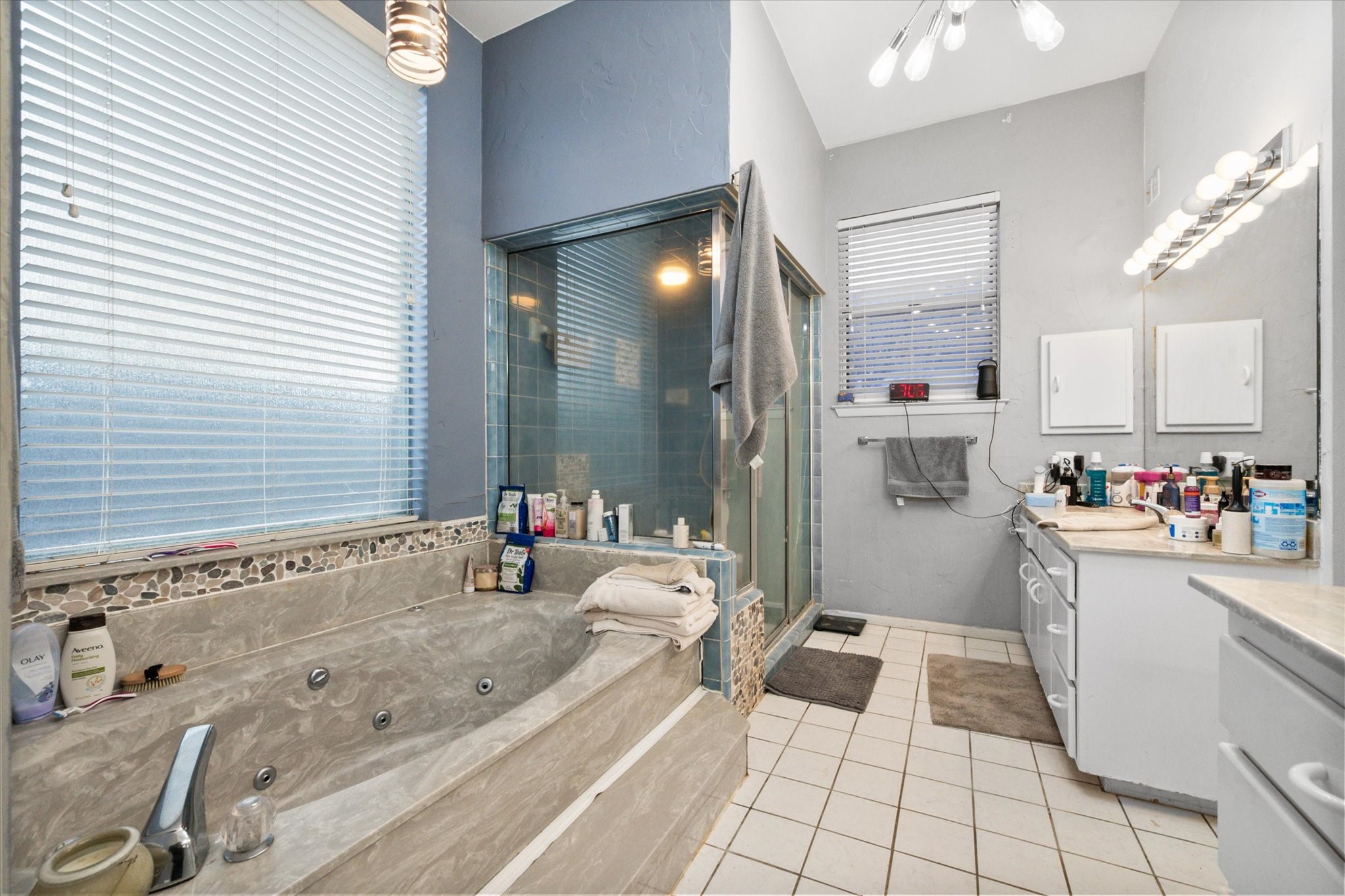 811 Turnberry Drive, Mansfield, TX, 76063