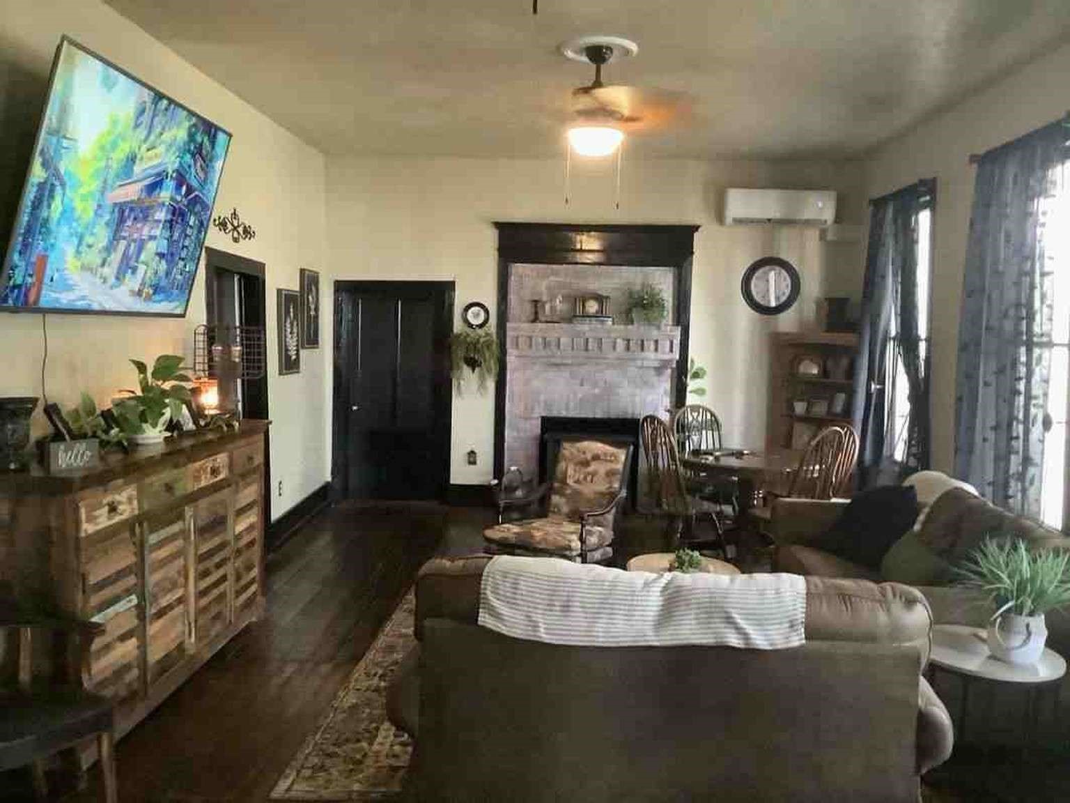 408 S Railroad Avenue, Calvert, TX, 77837