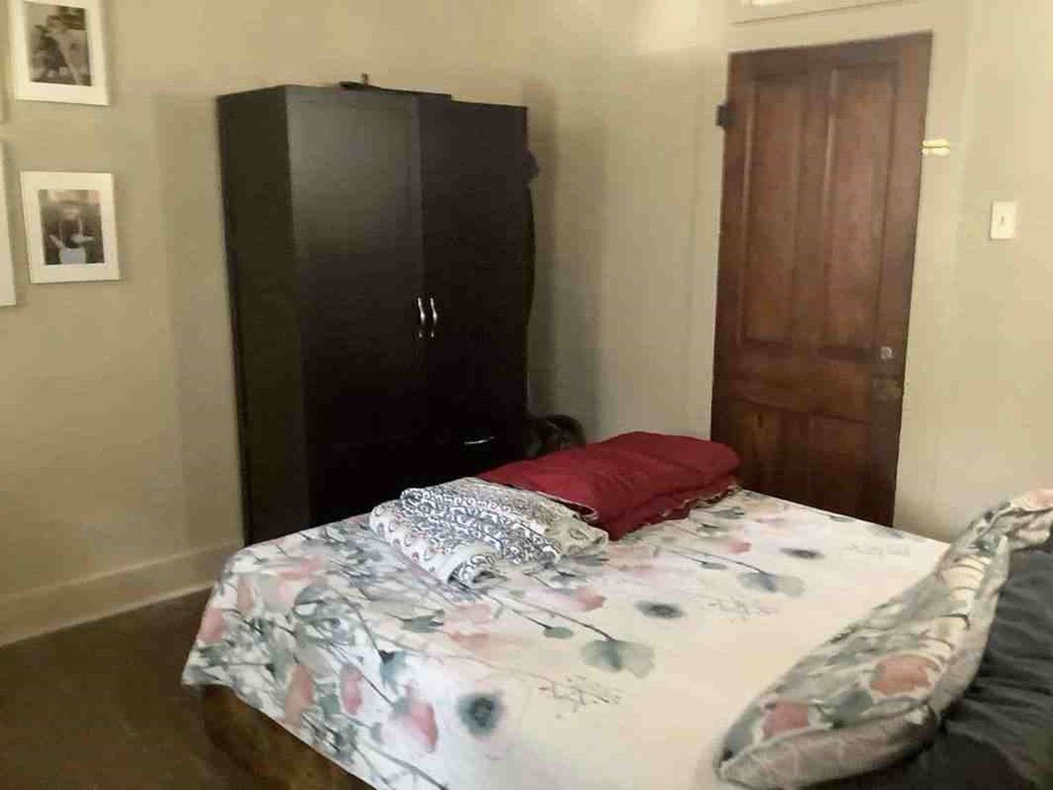 408 S Railroad Avenue, Calvert, TX, 77837