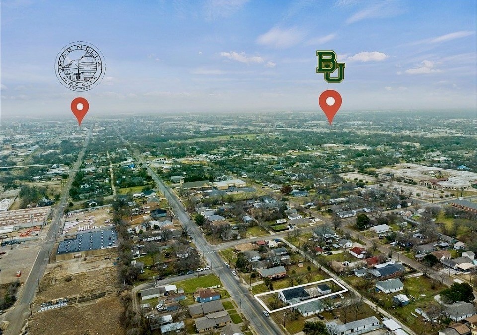 Property photo 03 of 2212 Clay Avenue, Waco, TX 76706 | MLS #21199164
