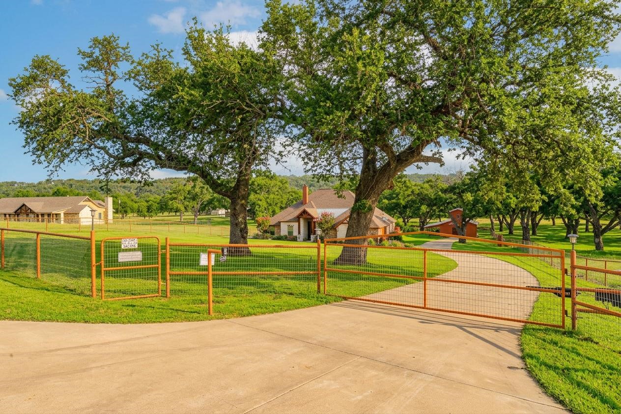 10008 Orchards Boulevard, Cleburne, TX, 76033