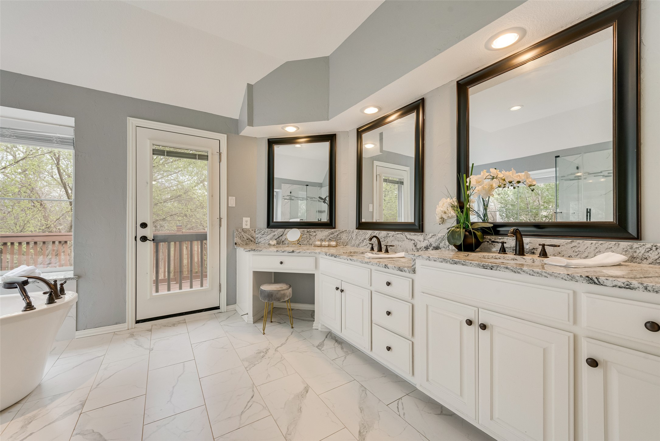 939 Midland Creek Drive, Southlake, TX, 76092