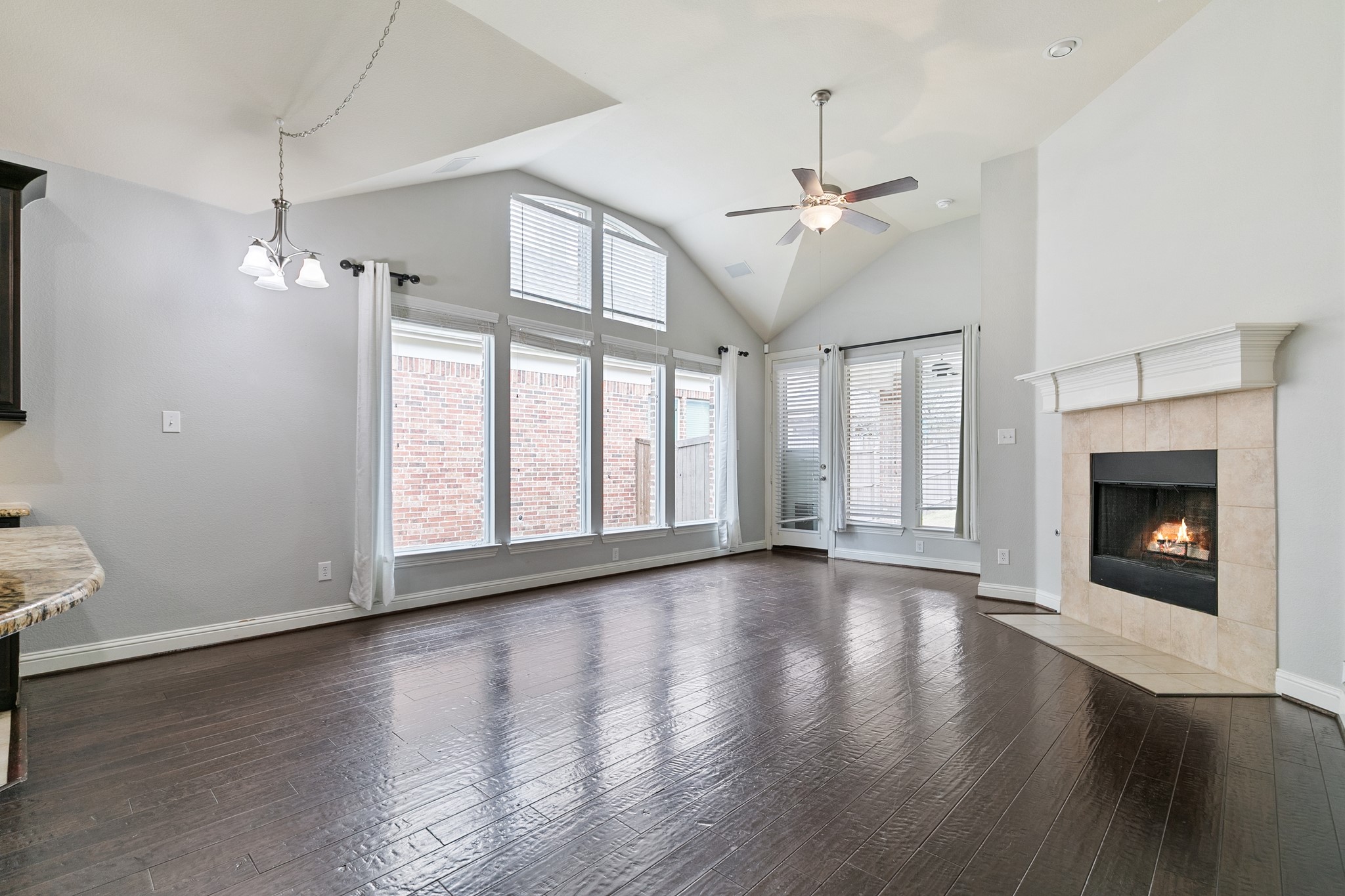 909 Auburn Court, Savannah, TX, 76227